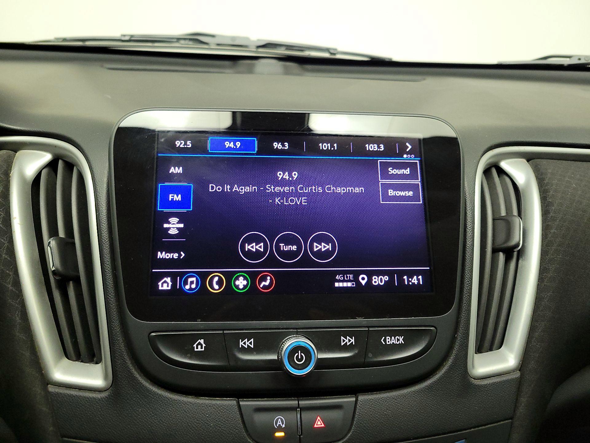 Thumbnail: 2022 Chevrolet Malibu - 15