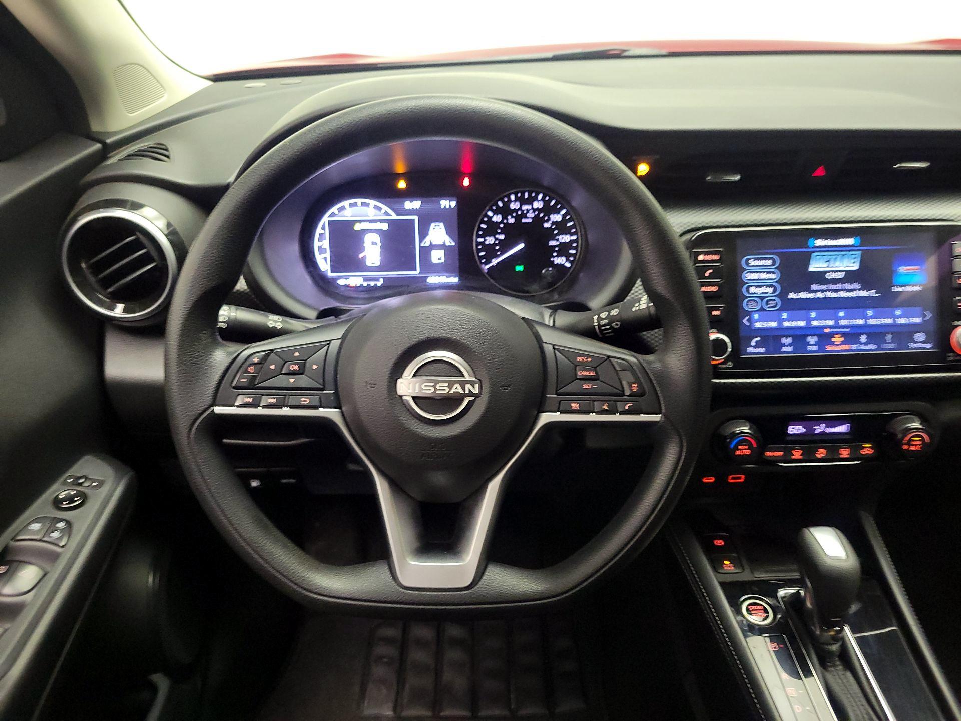 Thumbnail: 2022 Nissan Kicks - 10