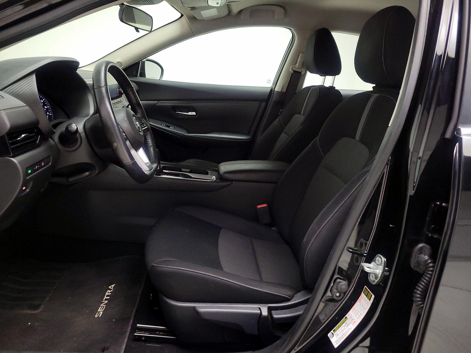 Thumbnail: 2020 Nissan Sentra - 11