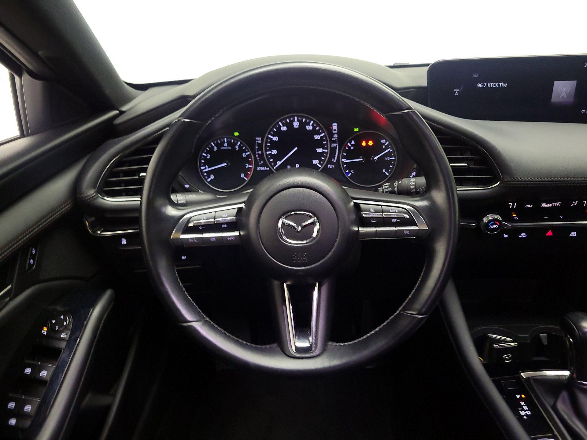 Thumbnail: 2022 Mazda Mazda3 - 10