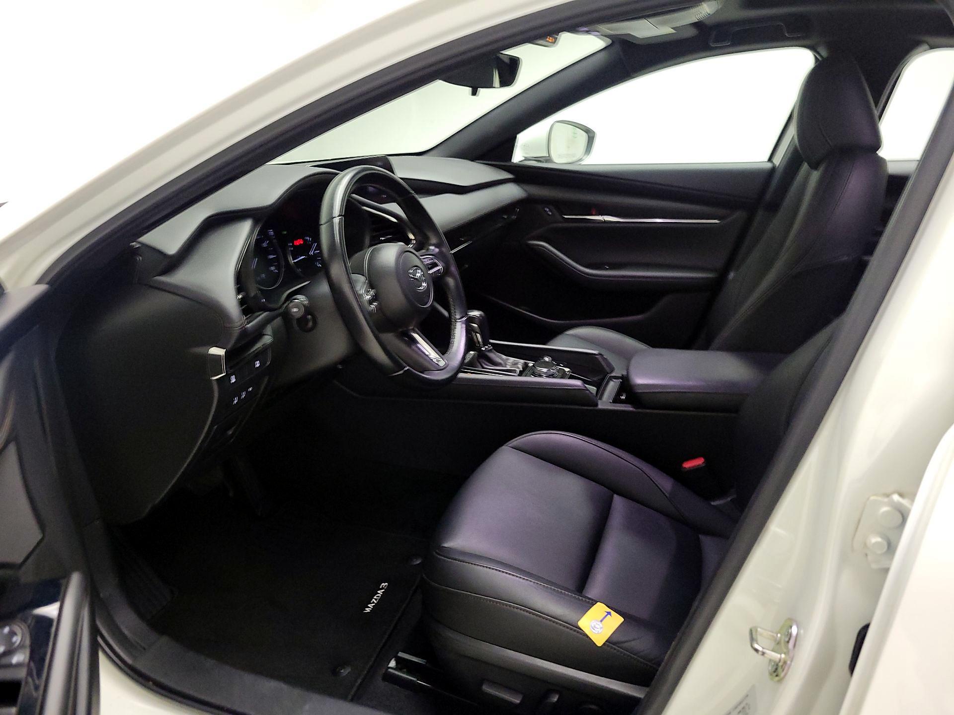Thumbnail: 2022 Mazda Mazda3 - 11