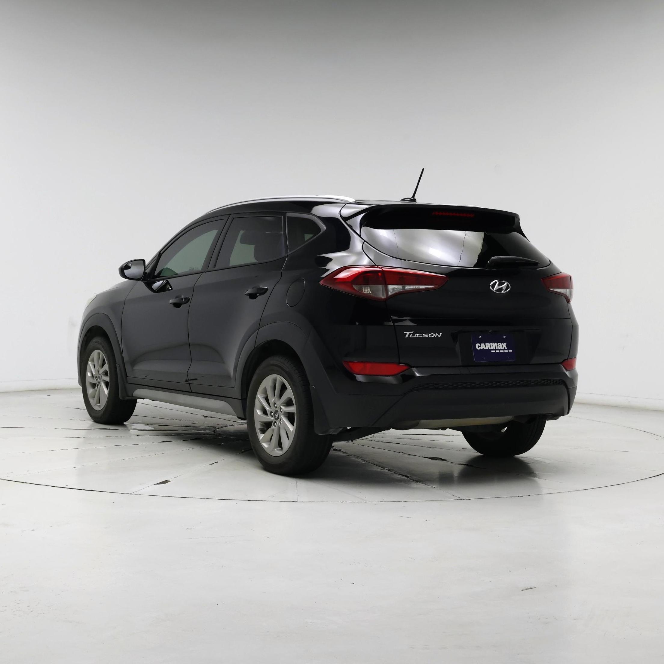 Thumbnail: 2017 Hyundai Tucson - 2