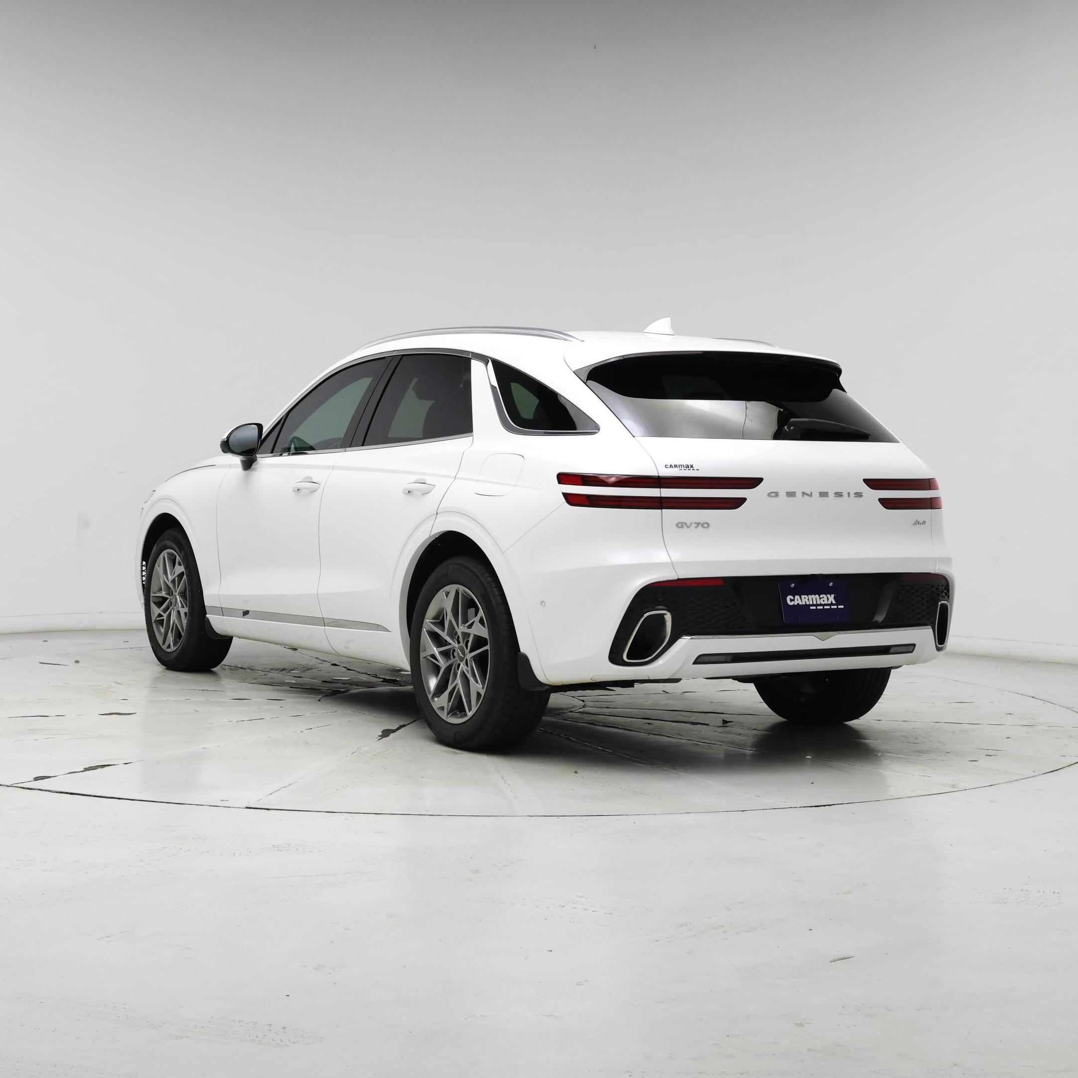 Thumbnail: 2023 Genesis GV70 - 2