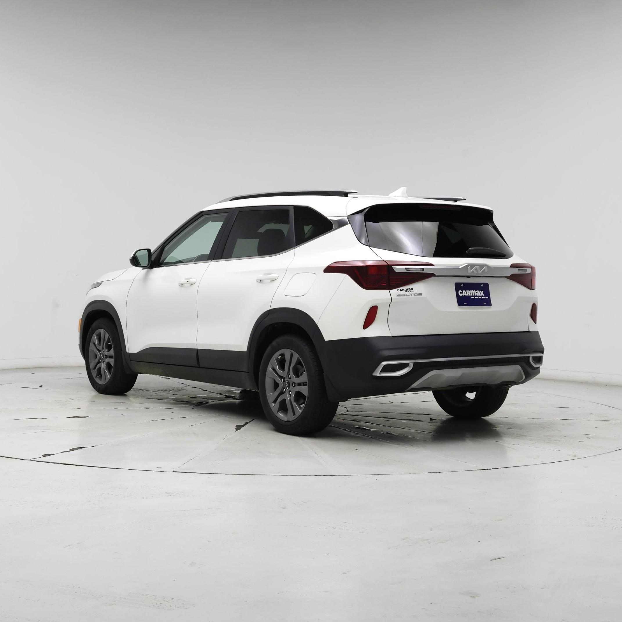 Thumbnail: 2022 Kia Seltos - 2