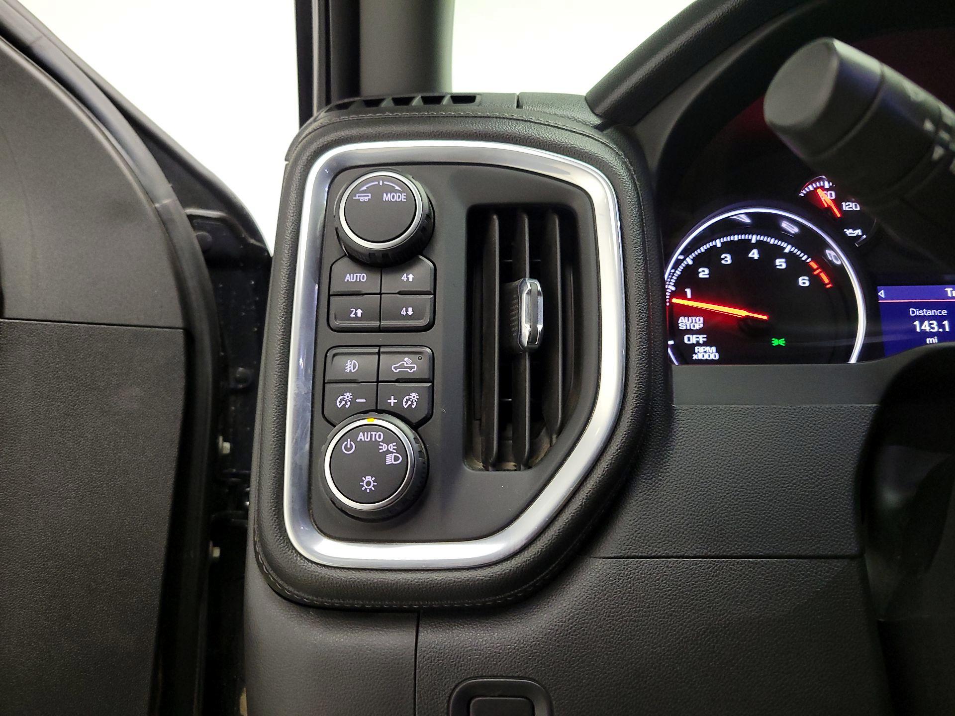 Thumbnail: 2021 Chevrolet Silverado 1500 - 13