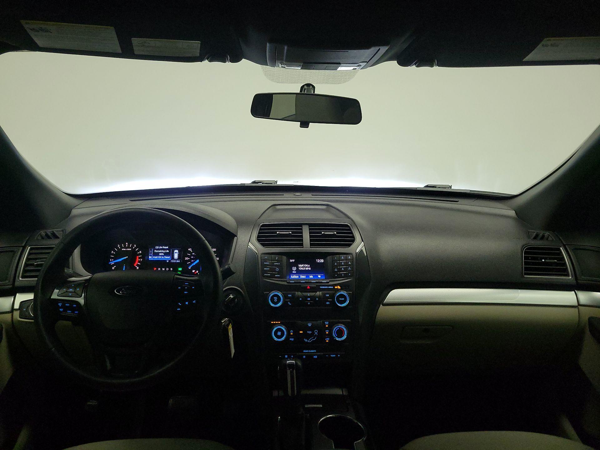 Thumbnail: 2019 Ford Explorer - 9