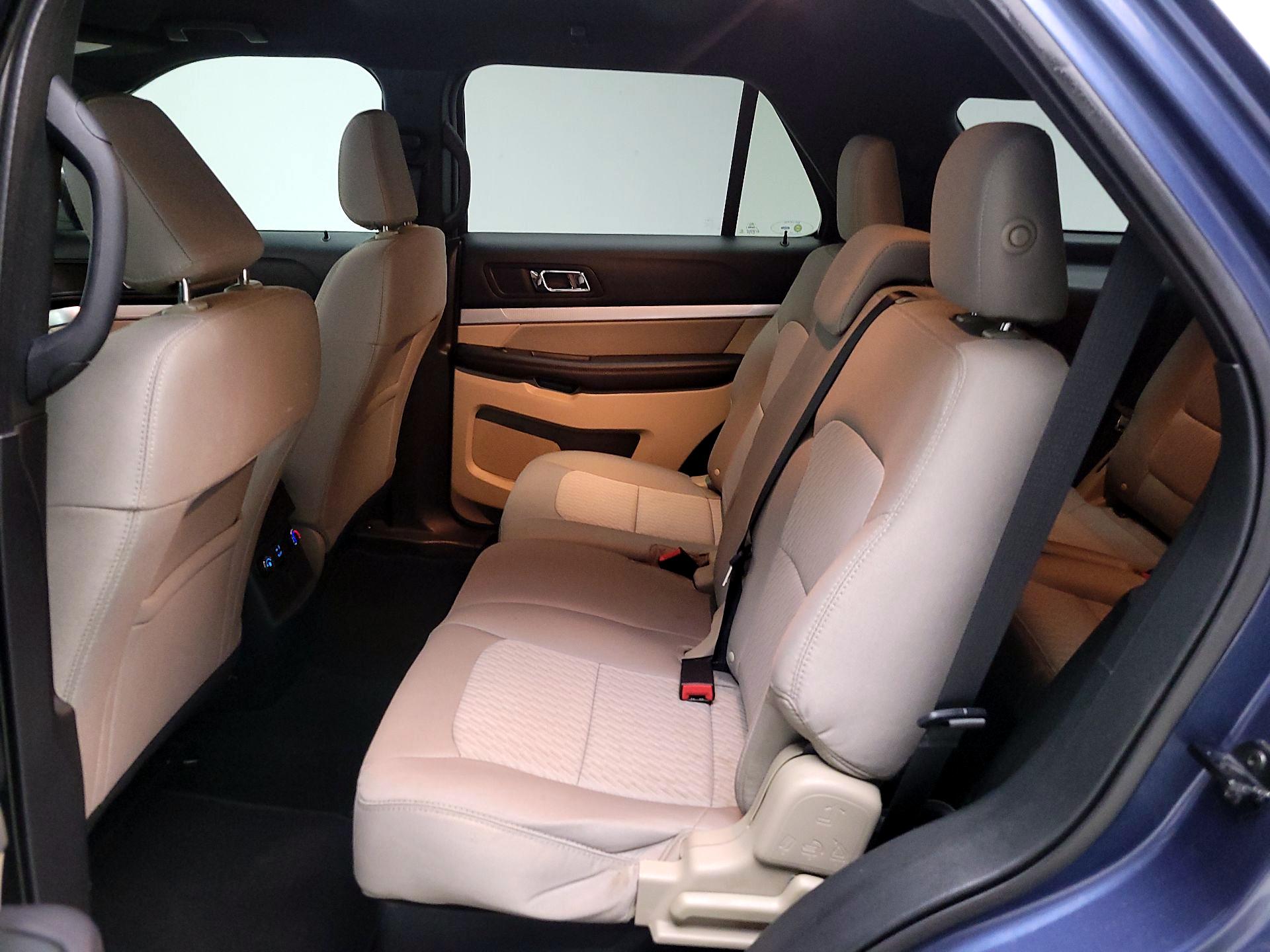 Thumbnail: 2019 Ford Explorer - 19