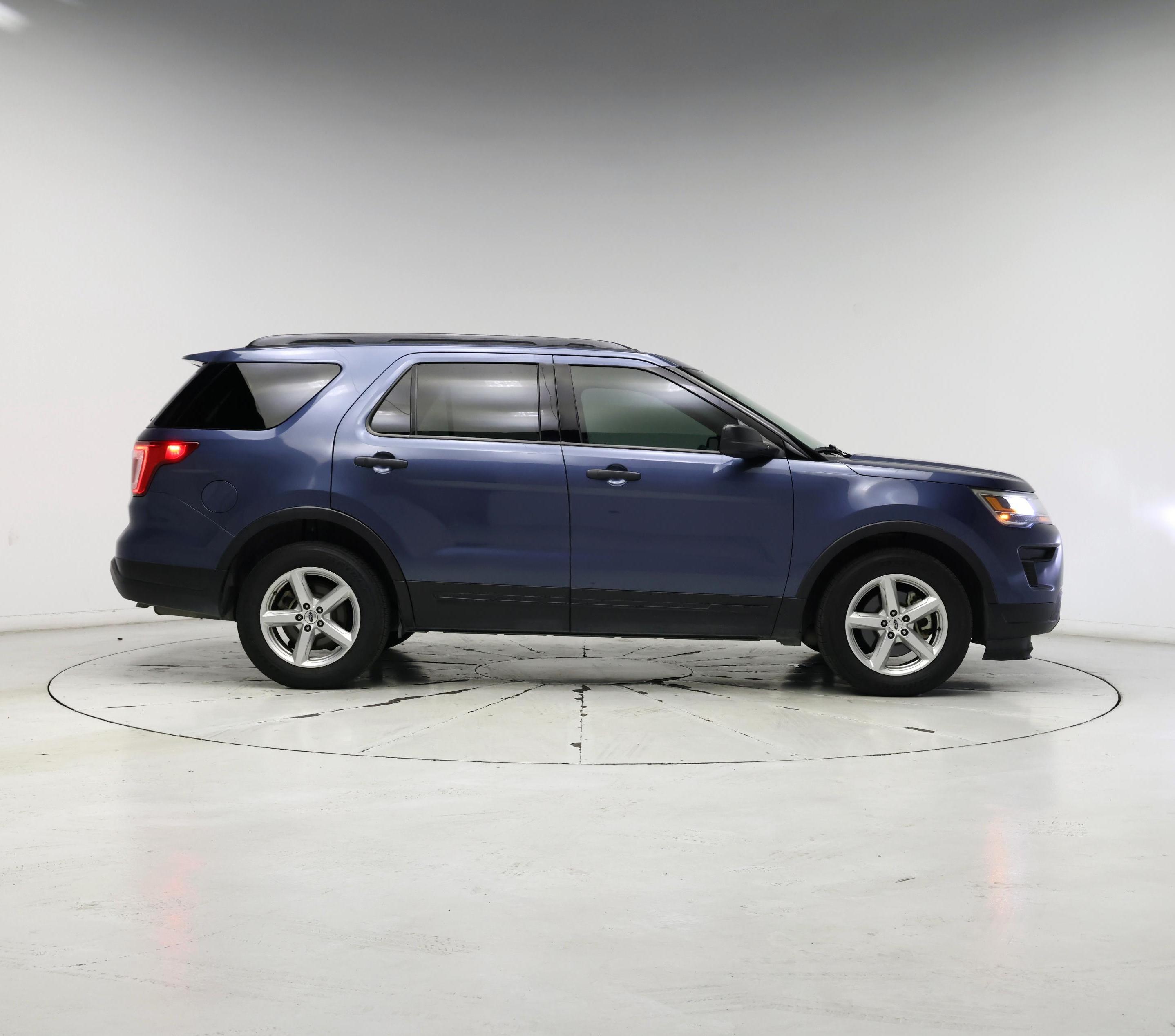 Thumbnail: 2019 Ford Explorer - 7