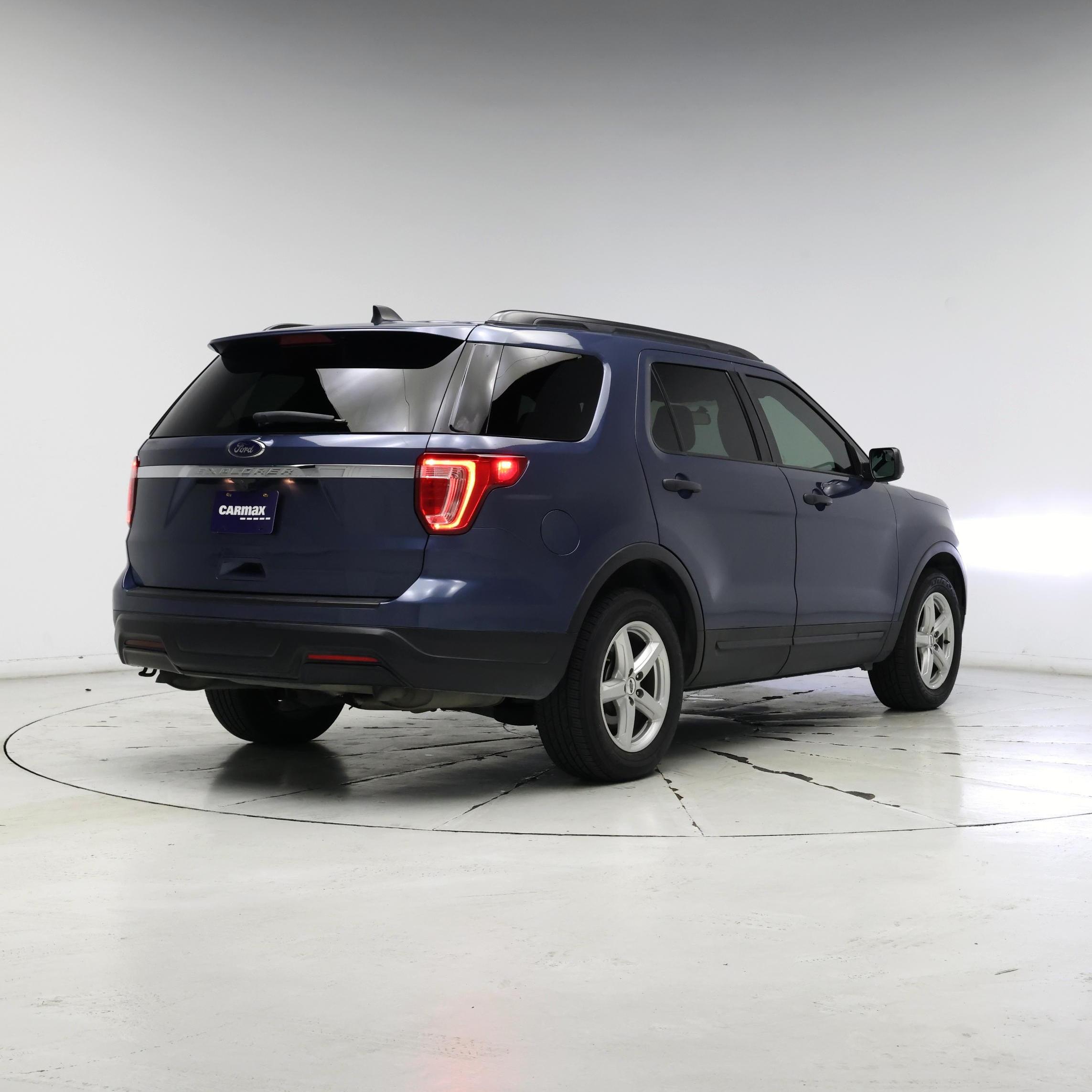Thumbnail: 2019 Ford Explorer - 8