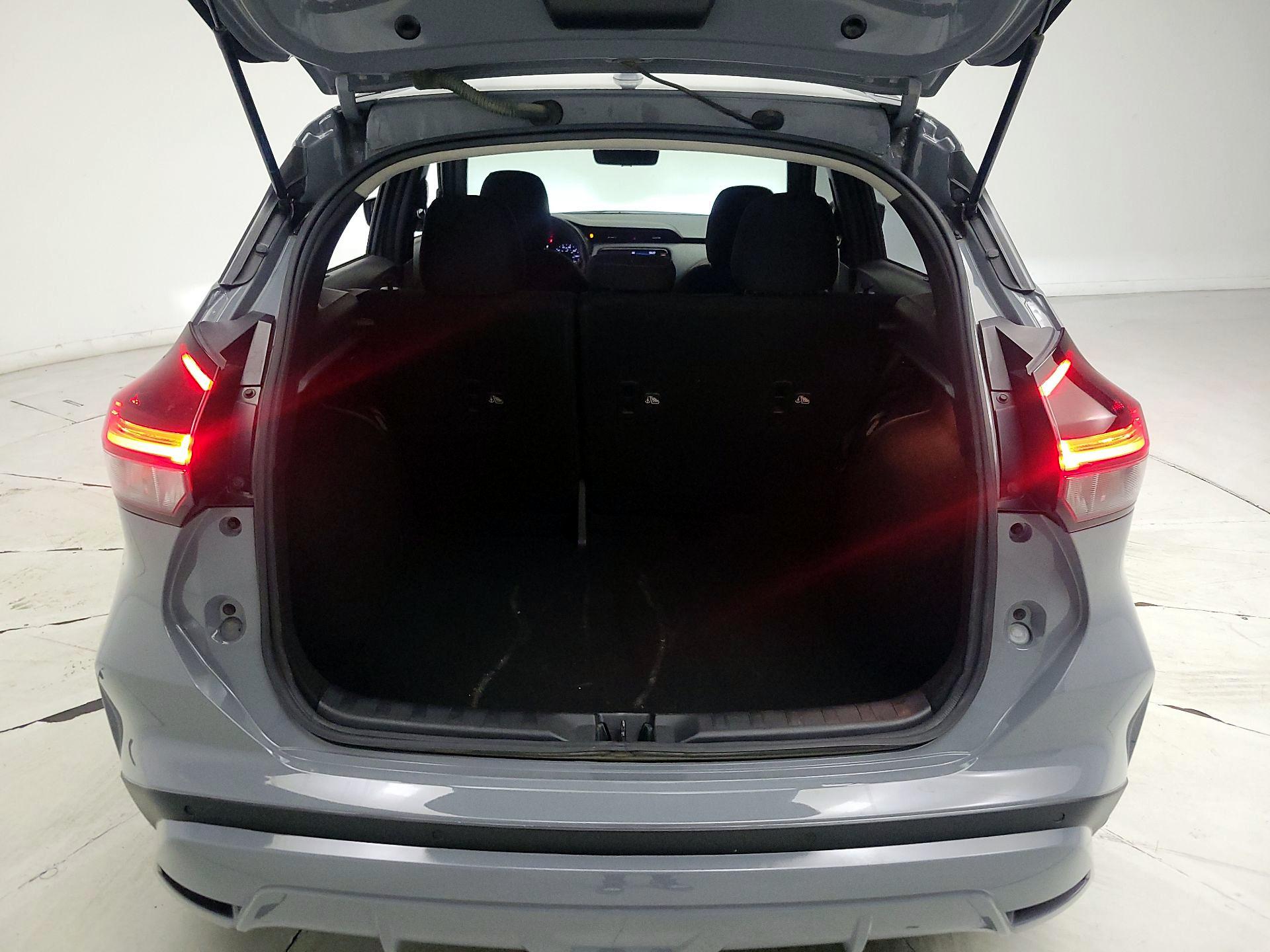 Thumbnail: 2021 Nissan Kicks - 19