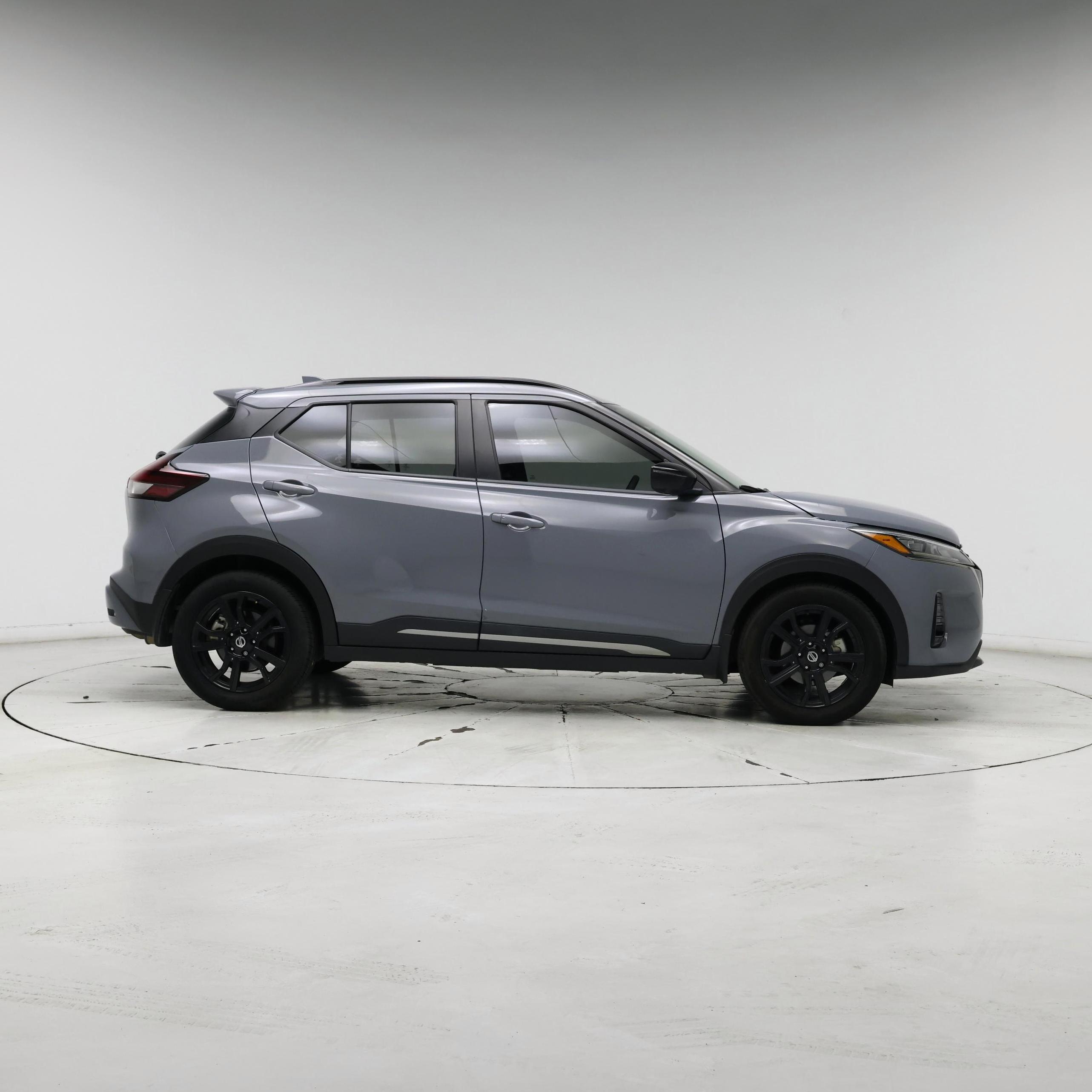 Thumbnail: 2021 Nissan Kicks - 7