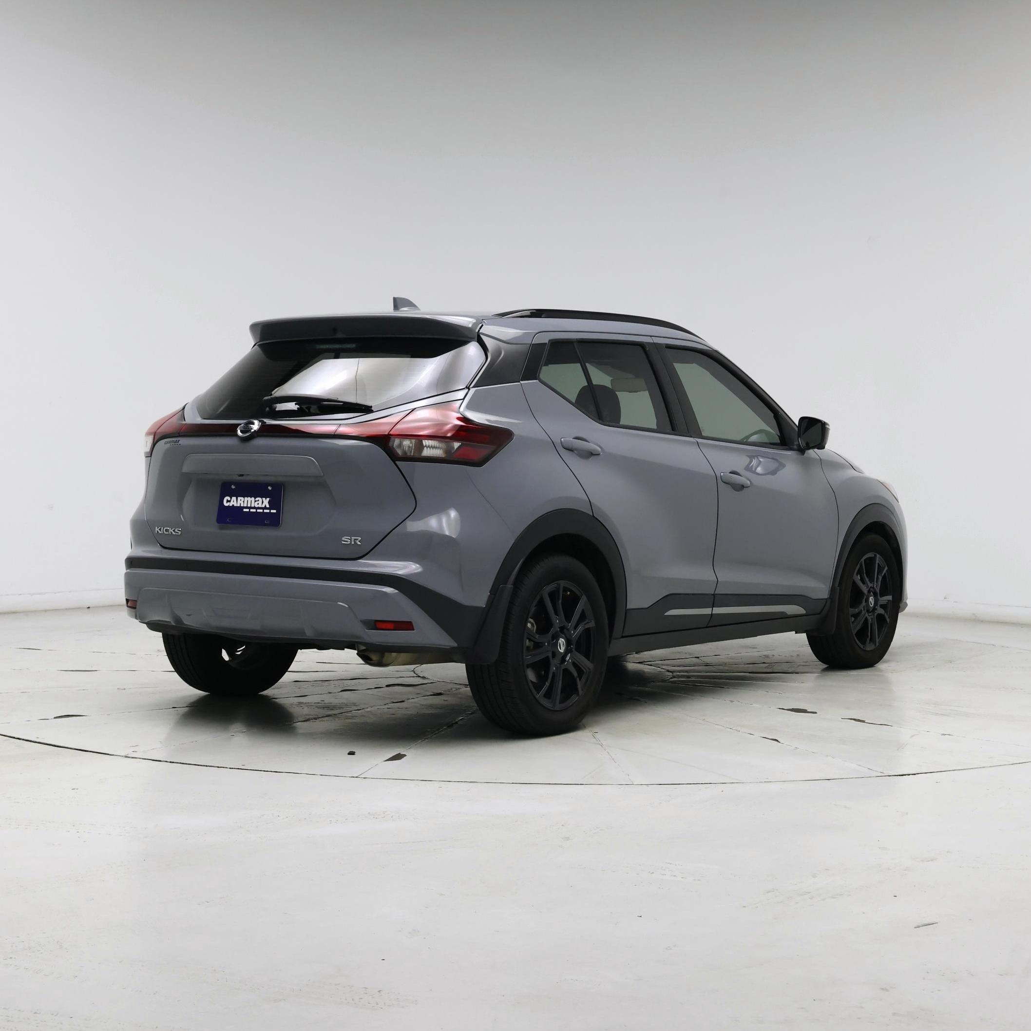 Thumbnail: 2021 Nissan Kicks - 8