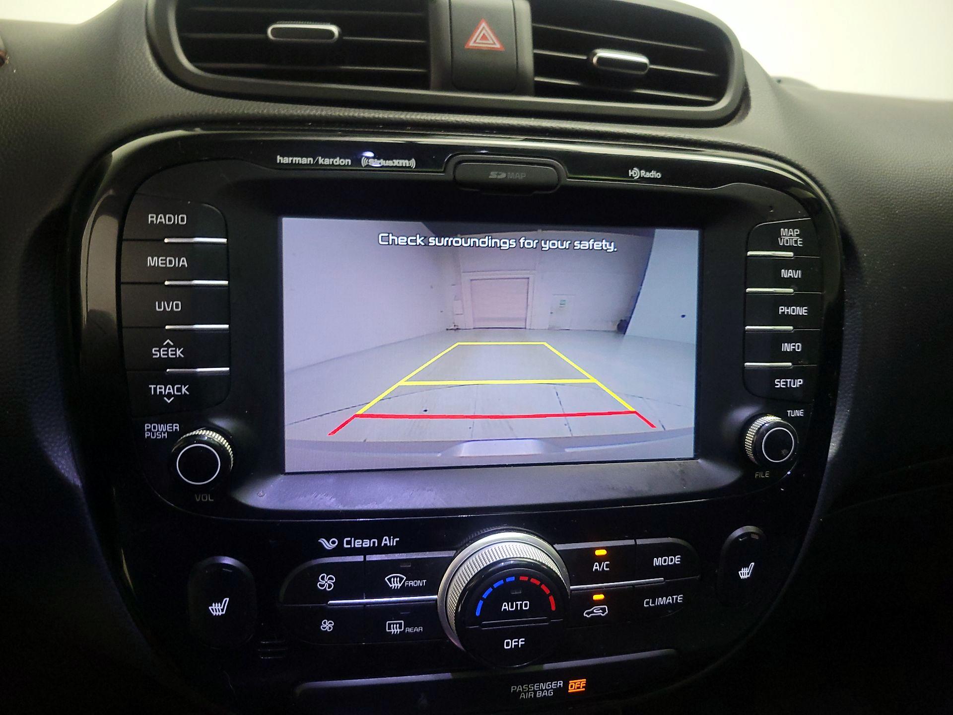 Thumbnail: 2017 Kia Soul - 15