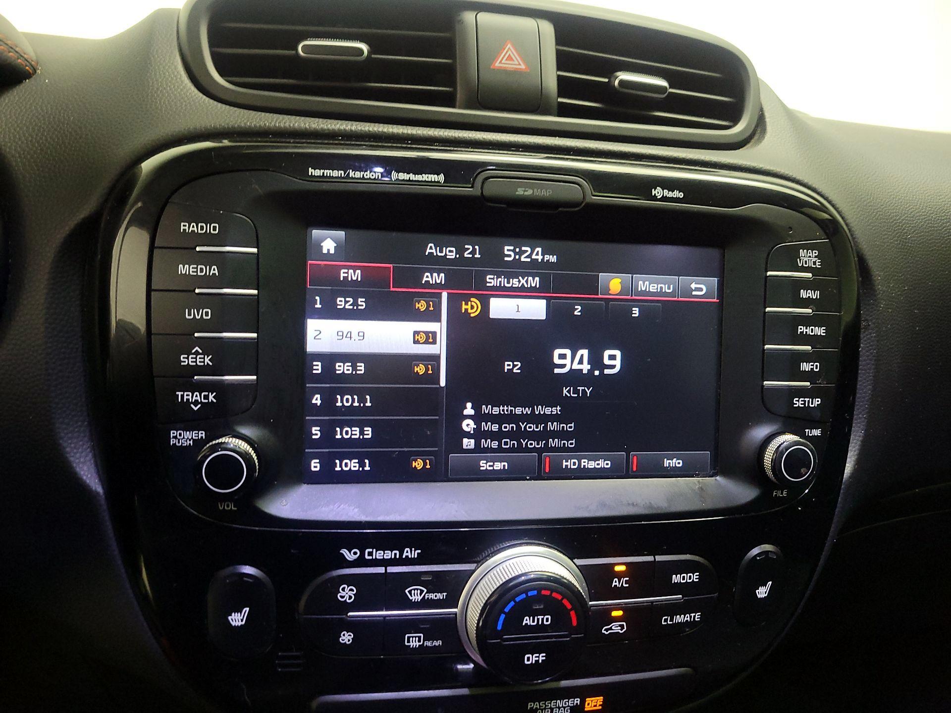 Thumbnail: 2017 Kia Soul - 16