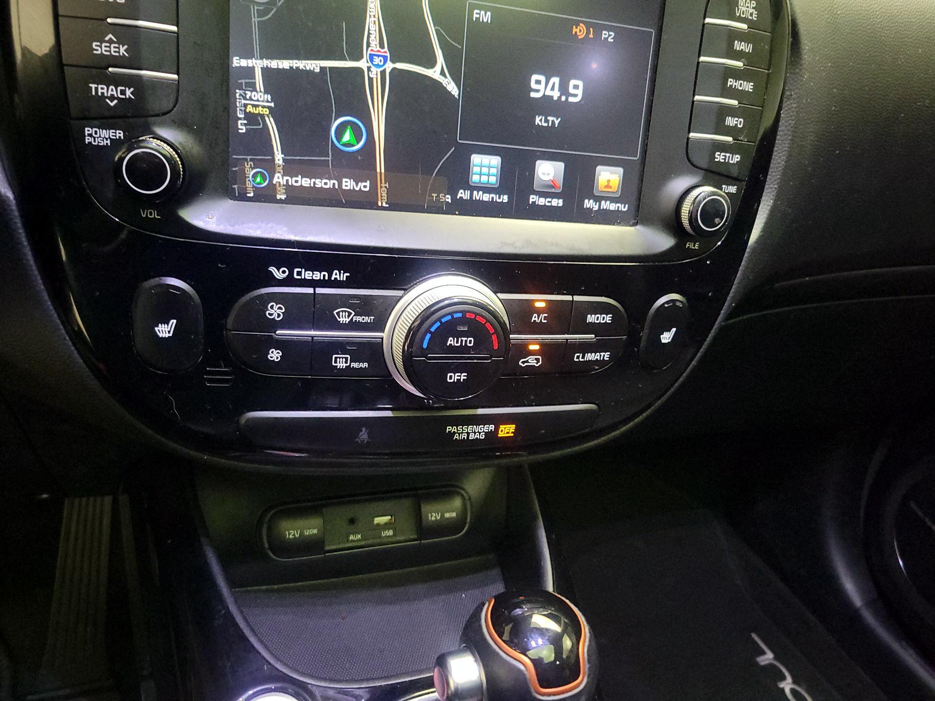 Thumbnail: 2017 Kia Soul - 17