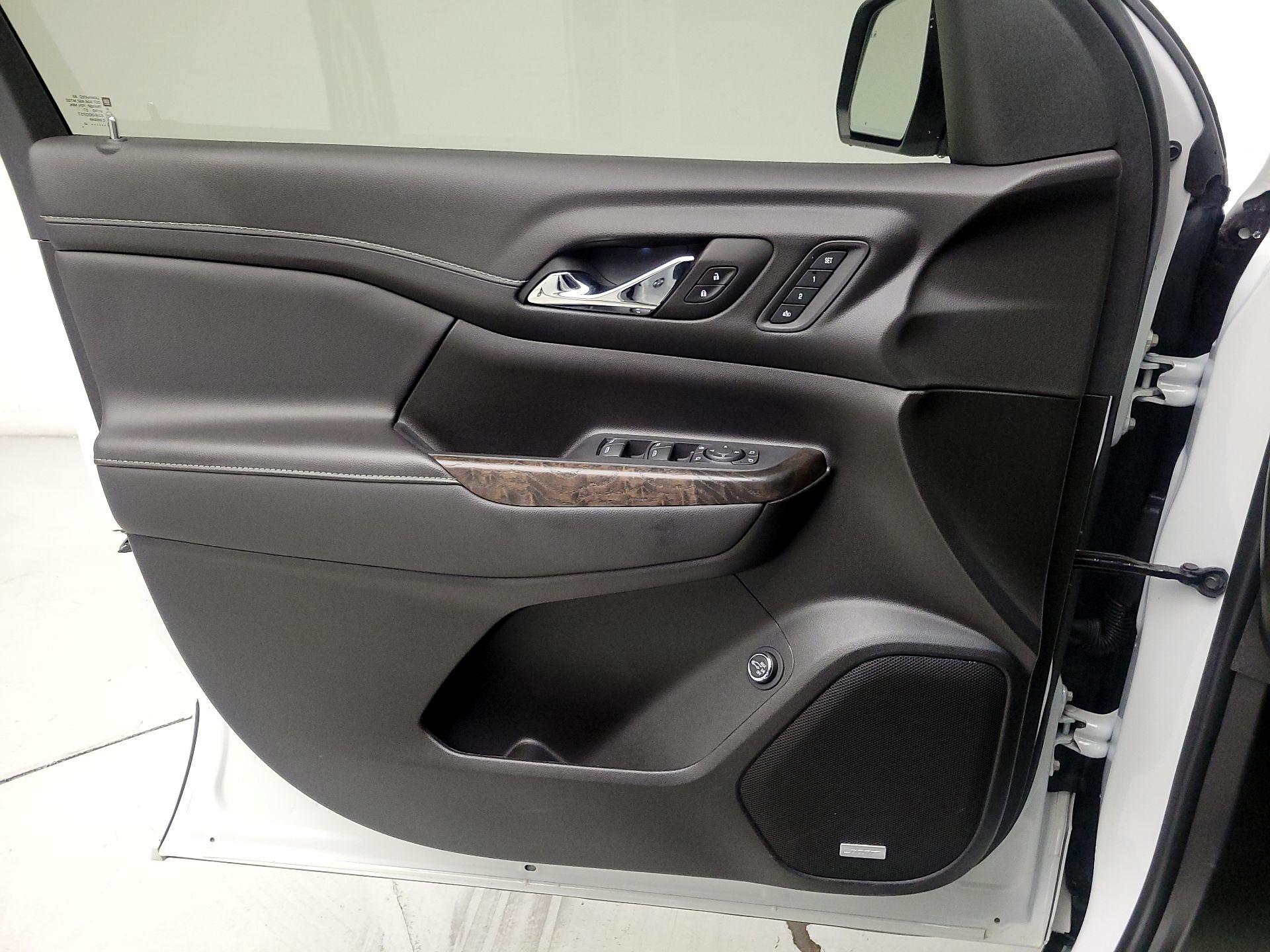 Thumbnail: 2023 GMC Acadia - 12