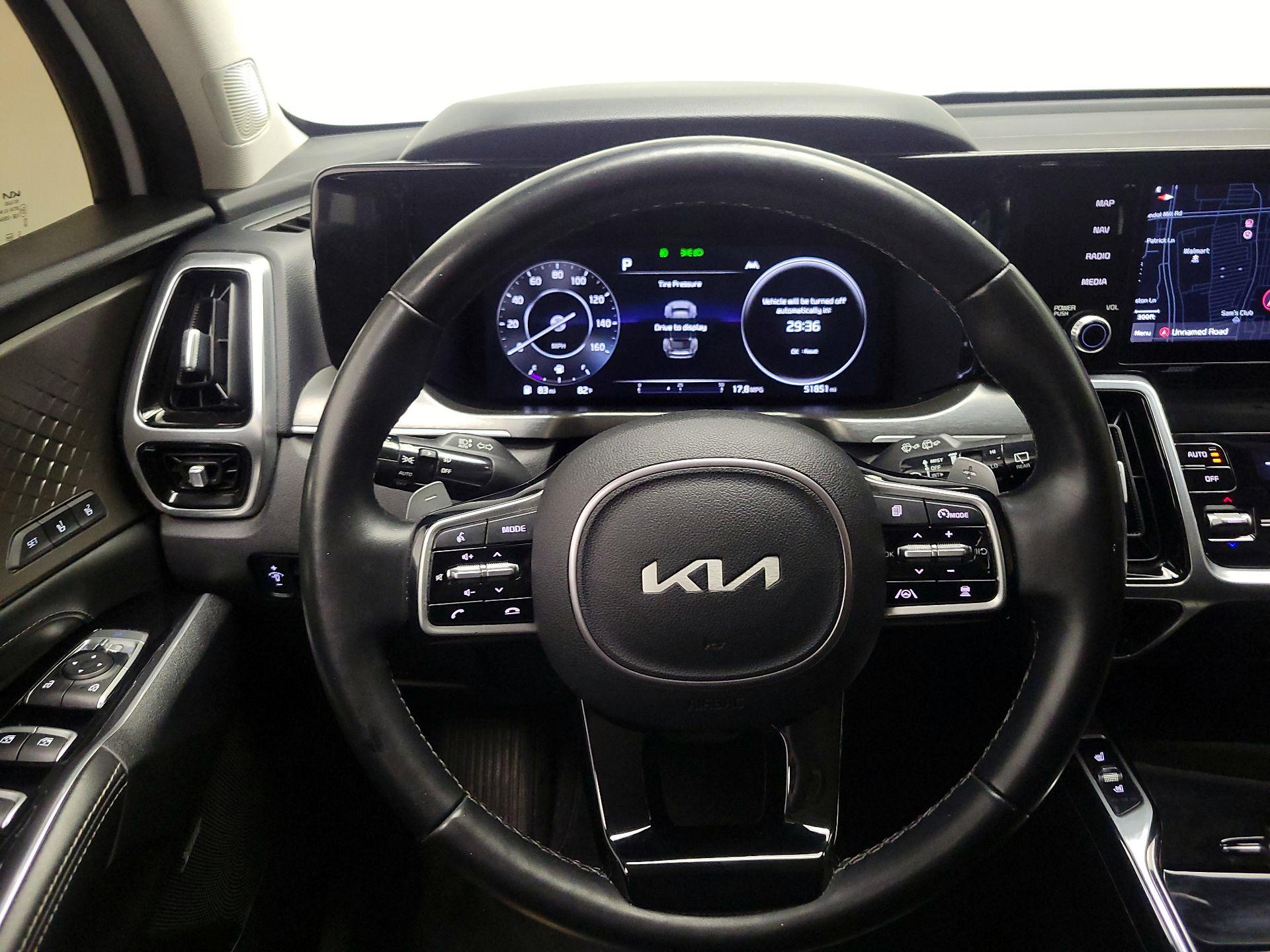 Thumbnail: 2022 Kia Sorento - 10