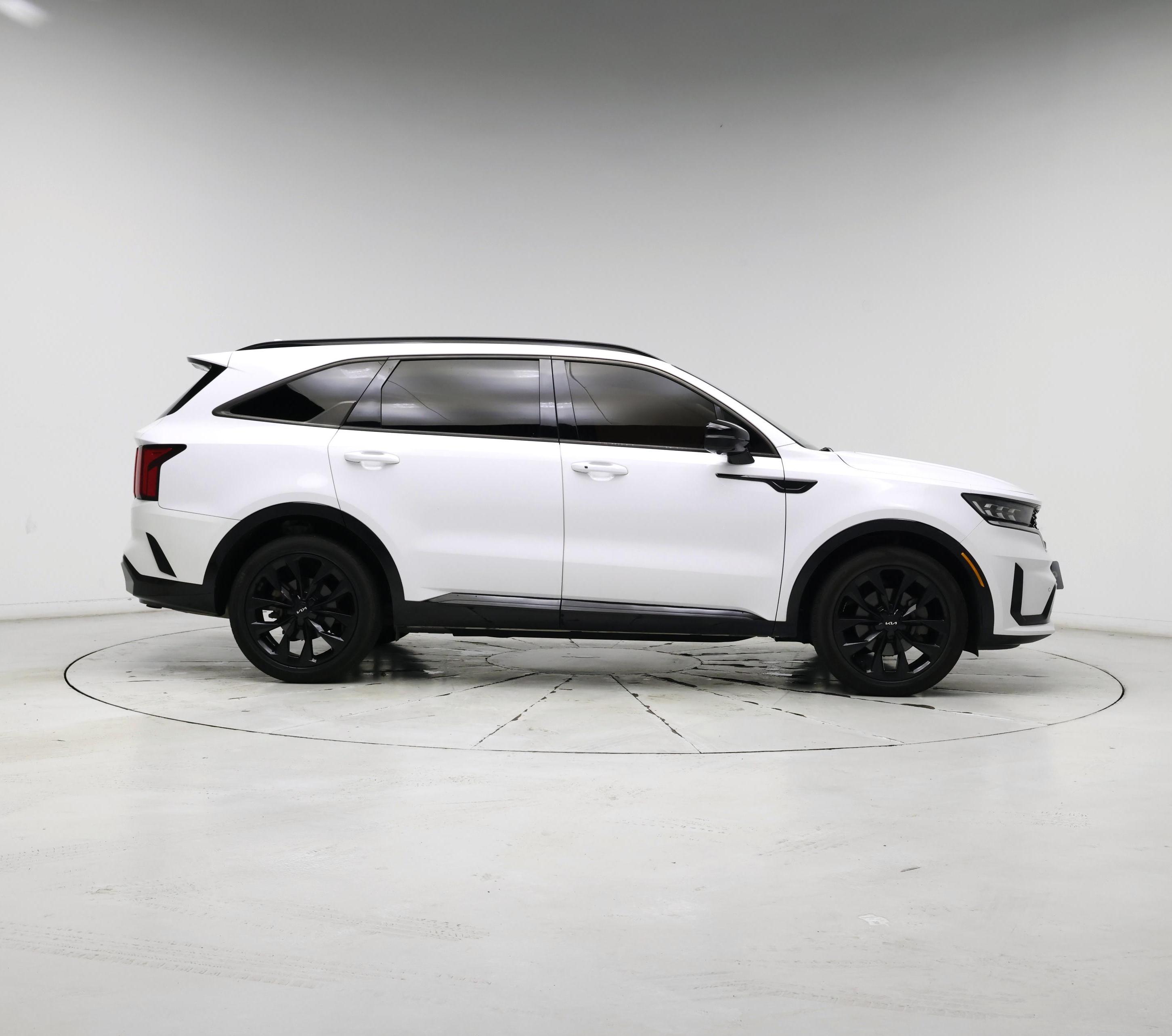 Thumbnail: 2022 Kia Sorento - 7