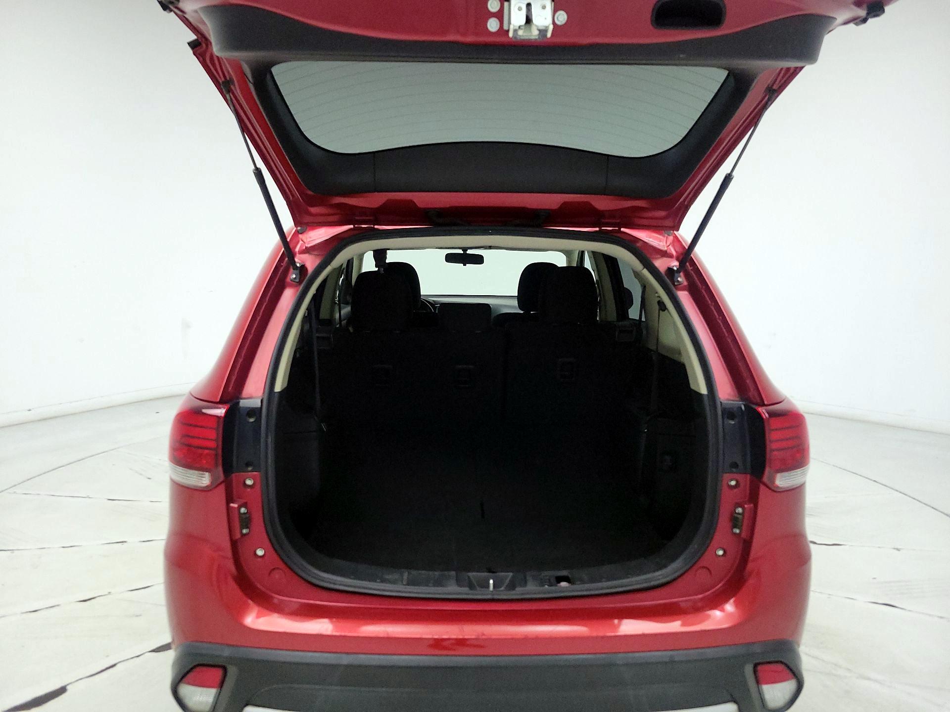 Thumbnail: 2017 Mitsubishi Outlander - 20