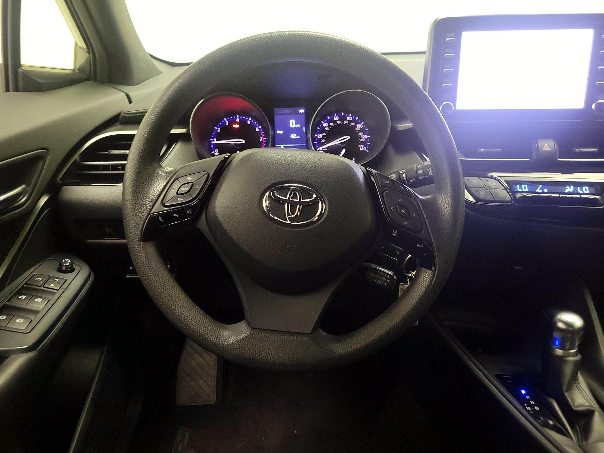 Thumbnail: 2019 Toyota C-HR - 10