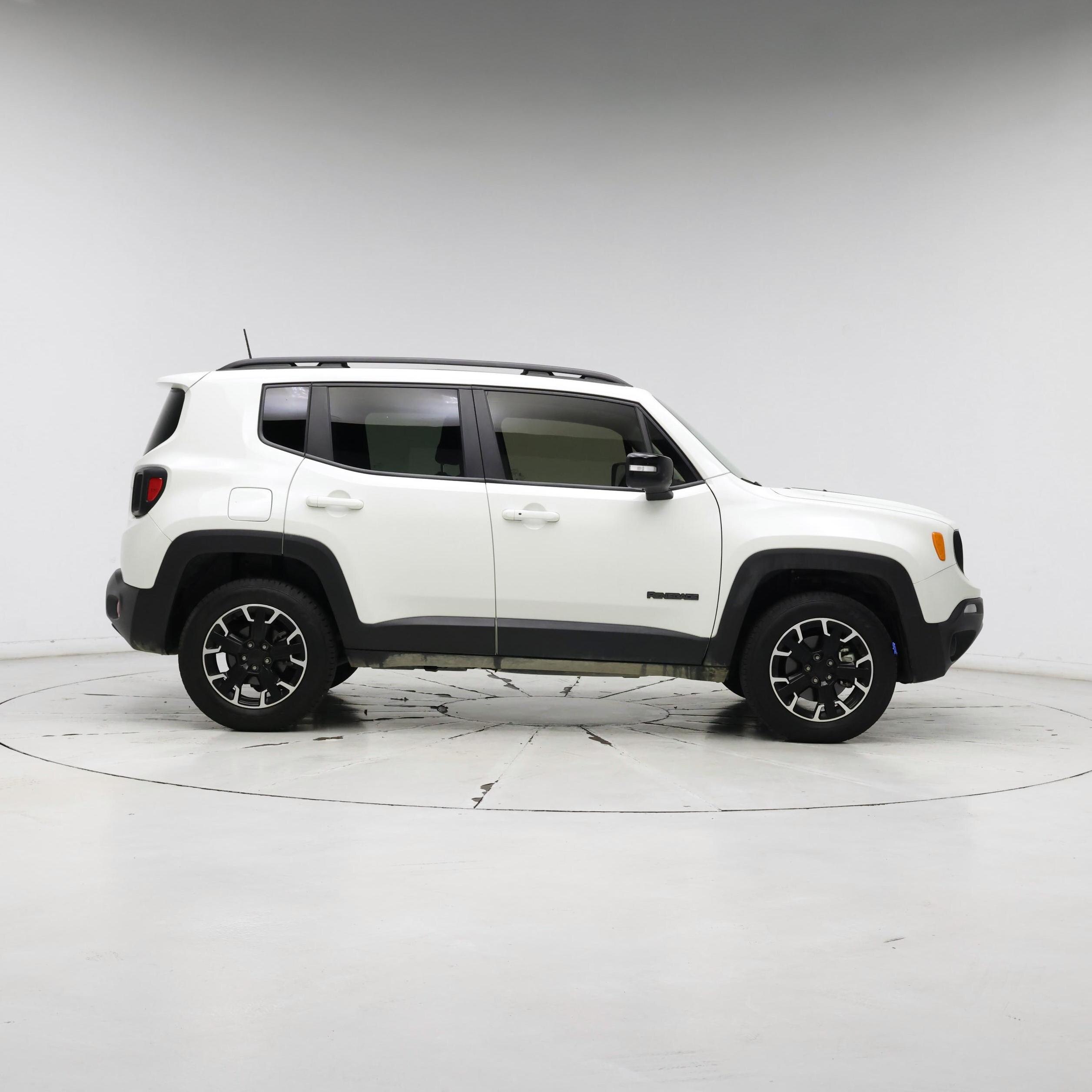 Thumbnail: 2023 Jeep Renegade - 7