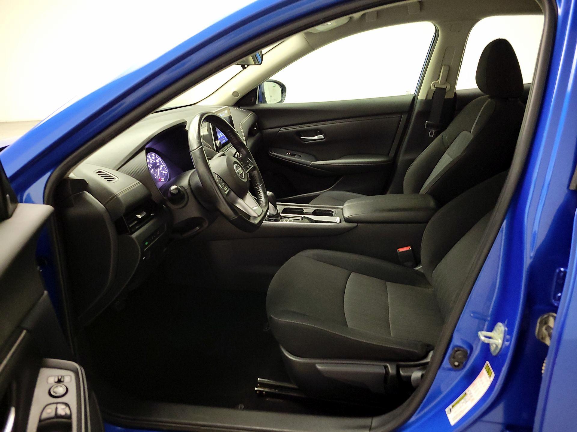 Thumbnail: 2022 Nissan Sentra - 9
