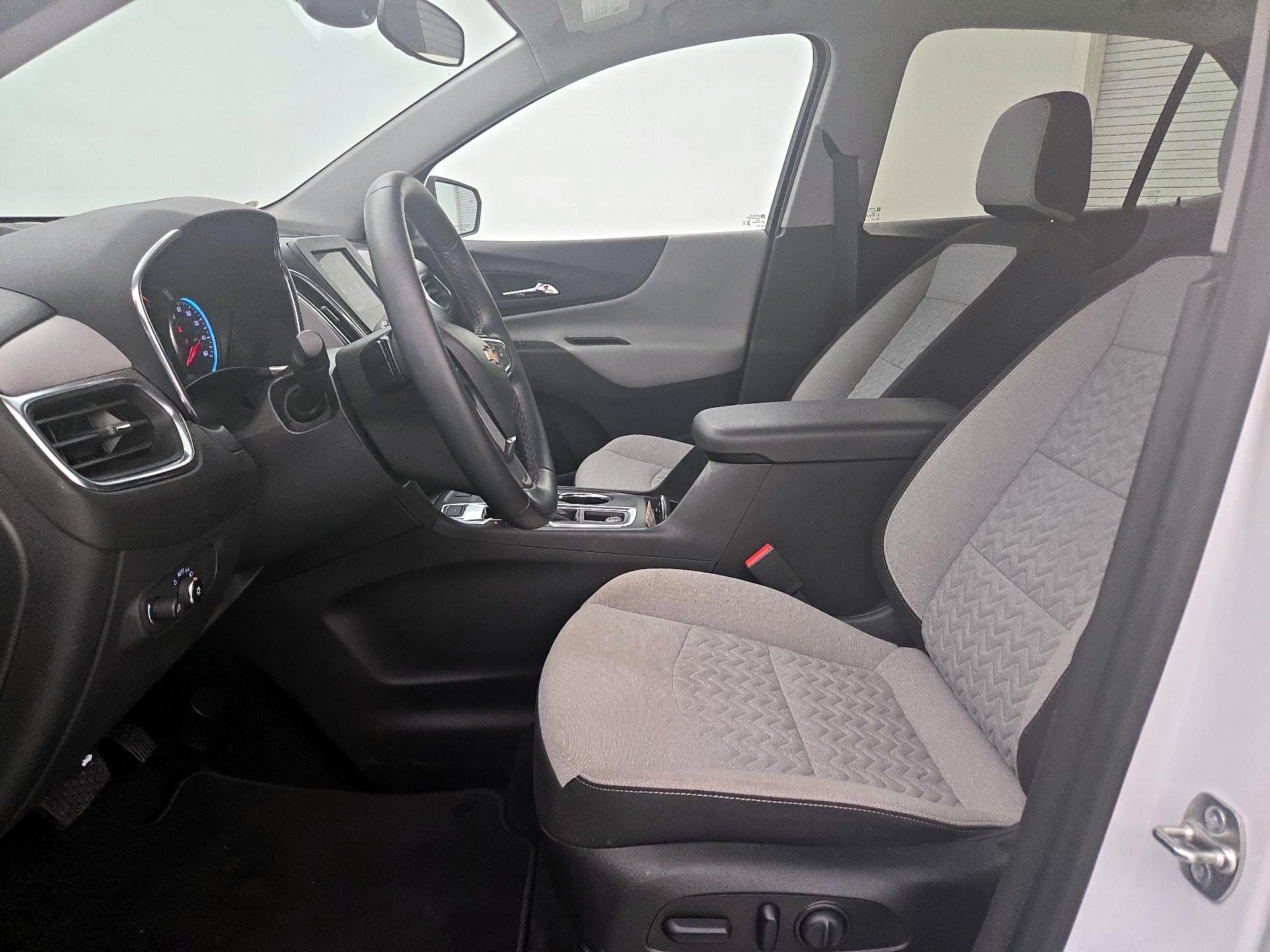 Thumbnail: 2023 Chevrolet Equinox - 11