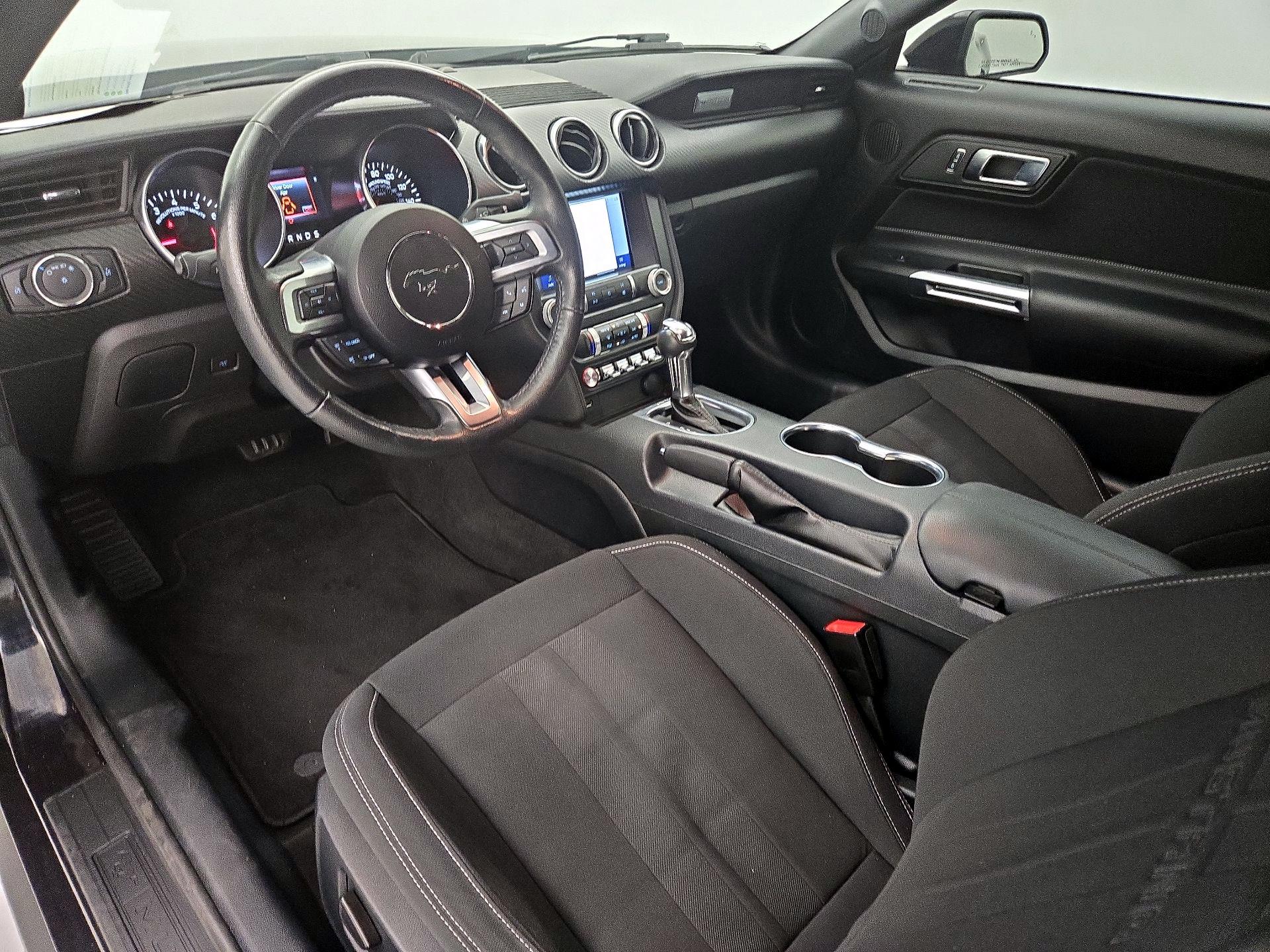Thumbnail: 2022 Ford Mustang - 9