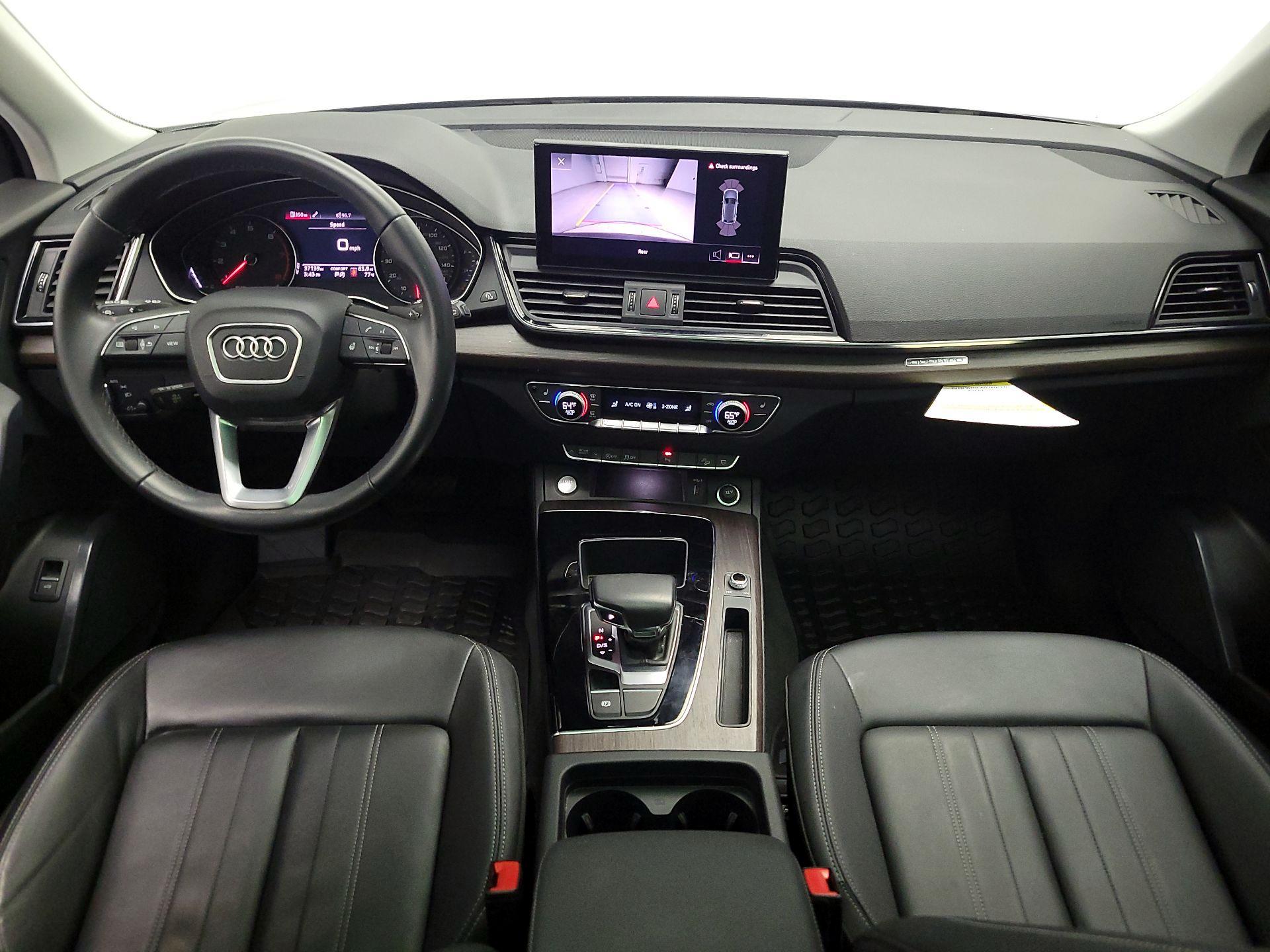 Thumbnail: 2023 Audi Q5 - 9