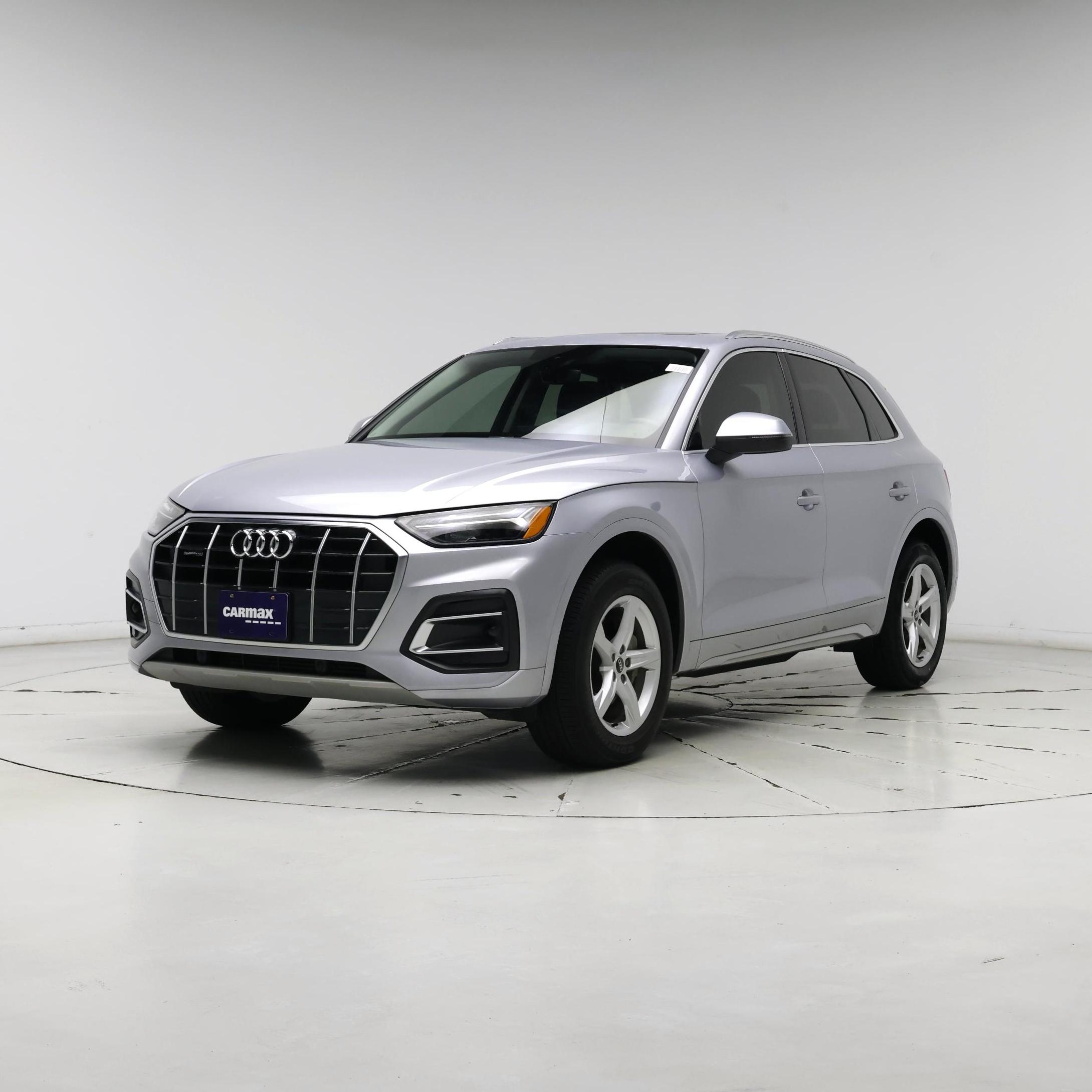Thumbnail: 2023 Audi Q5 - 4