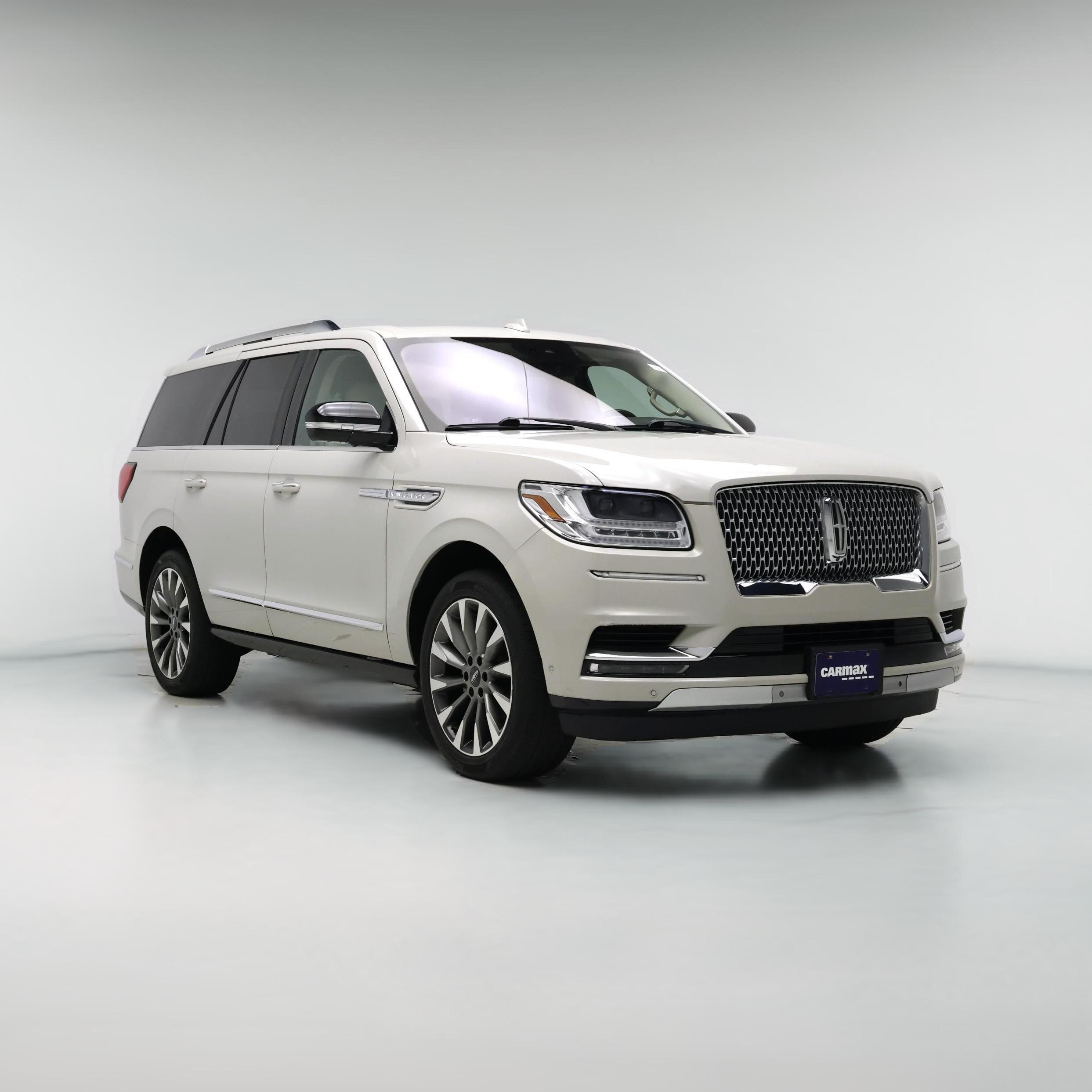 Thumbnail: 2020 Lincoln Navigator - 1