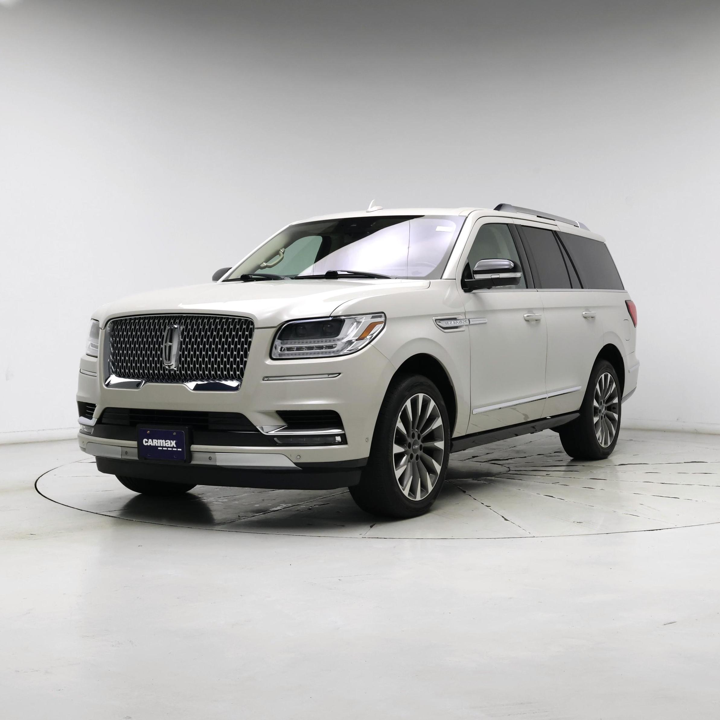 Thumbnail: 2020 Lincoln Navigator - 4