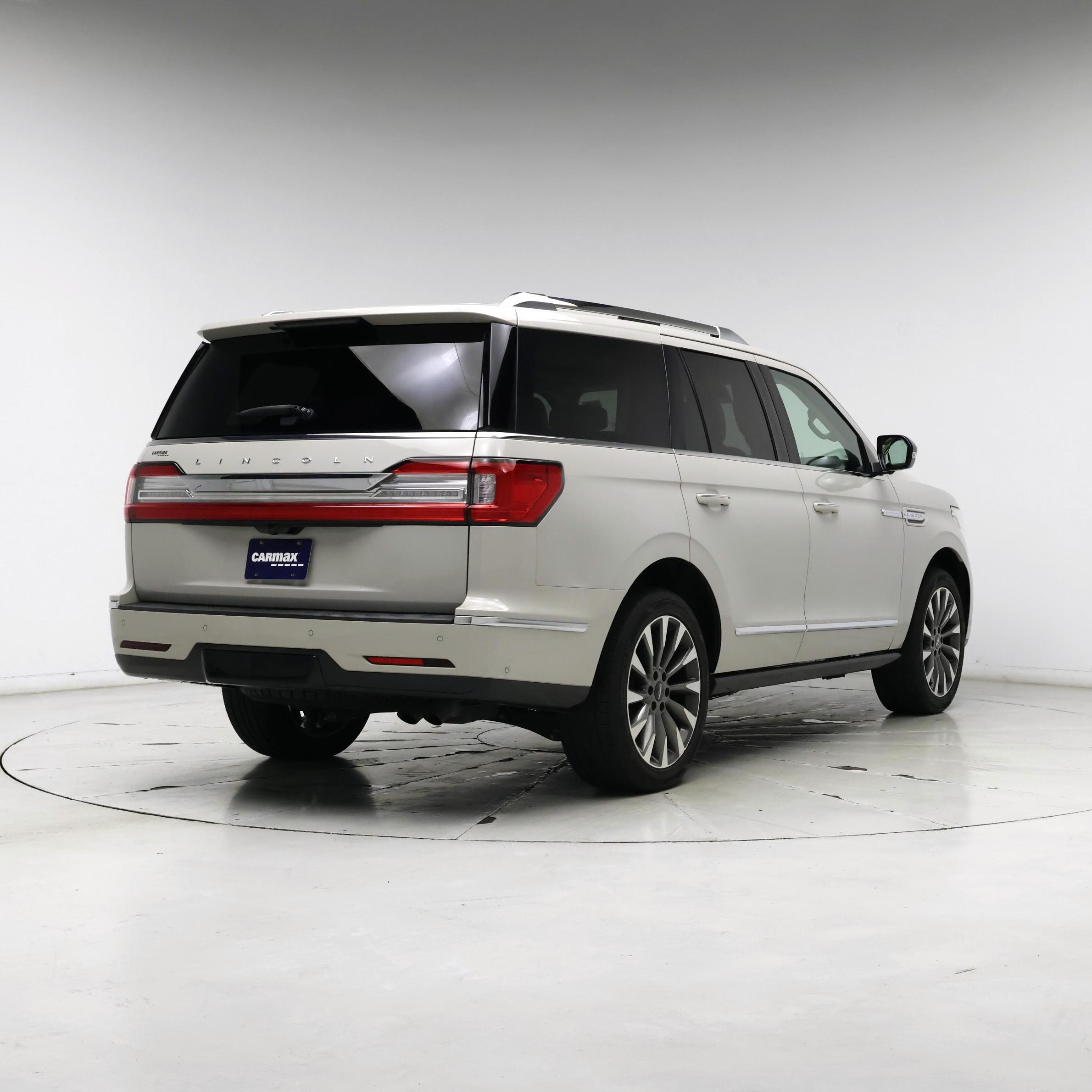 Thumbnail: 2020 Lincoln Navigator - 8
