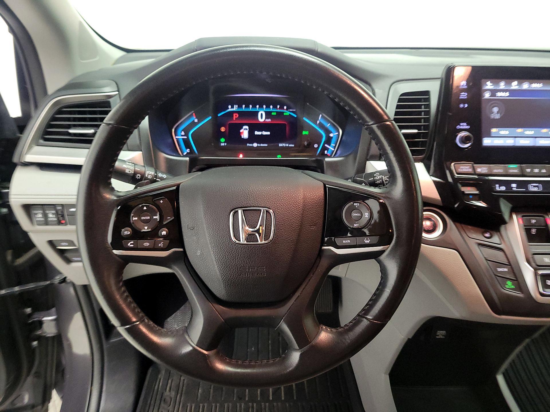 Thumbnail: 2018 Honda Odyssey - 10