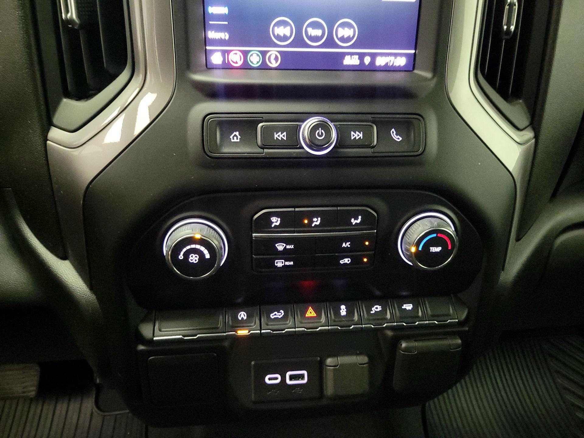 Thumbnail: 2021 Chevrolet Silverado 1500 - 16