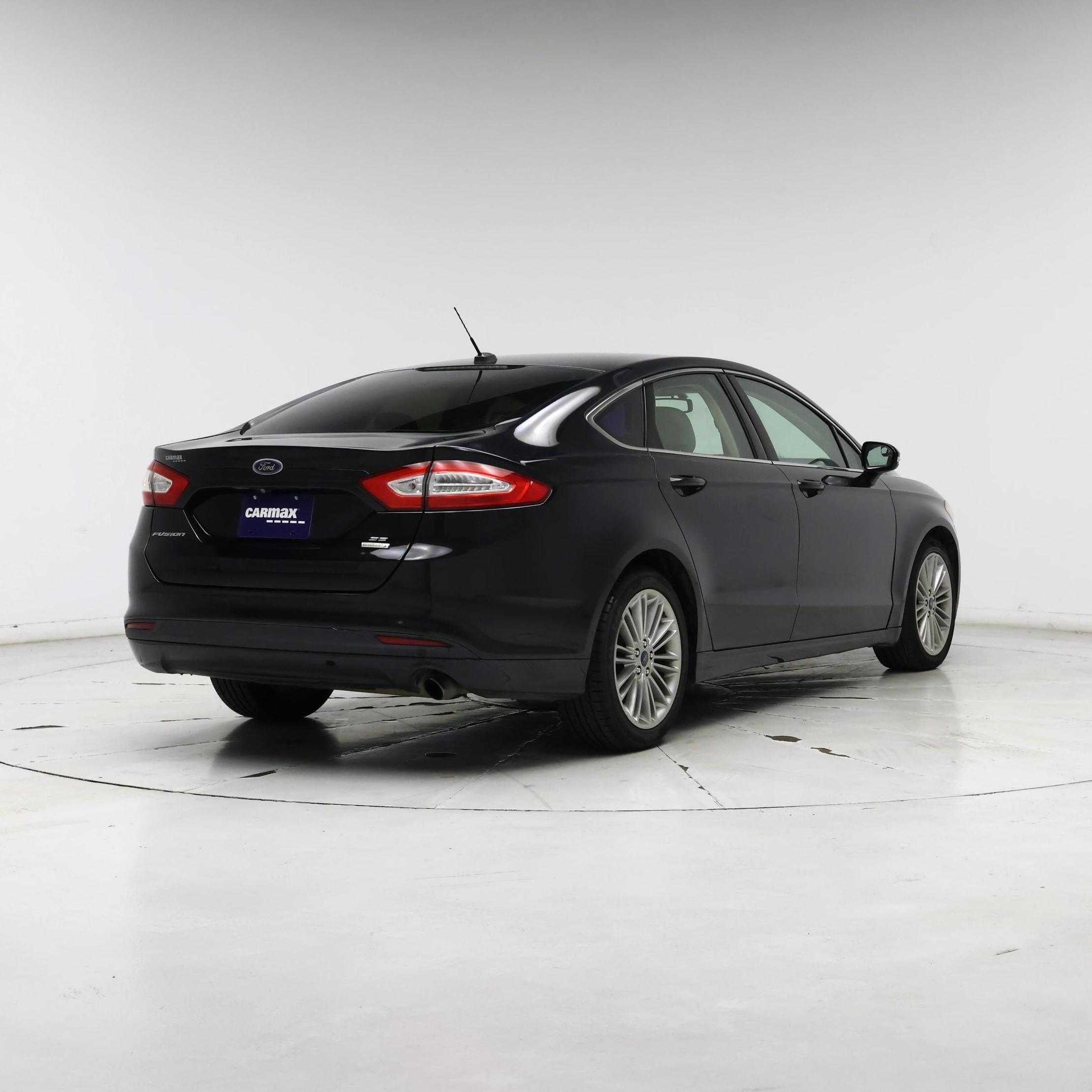 Thumbnail: 2015 Ford Fusion - 8