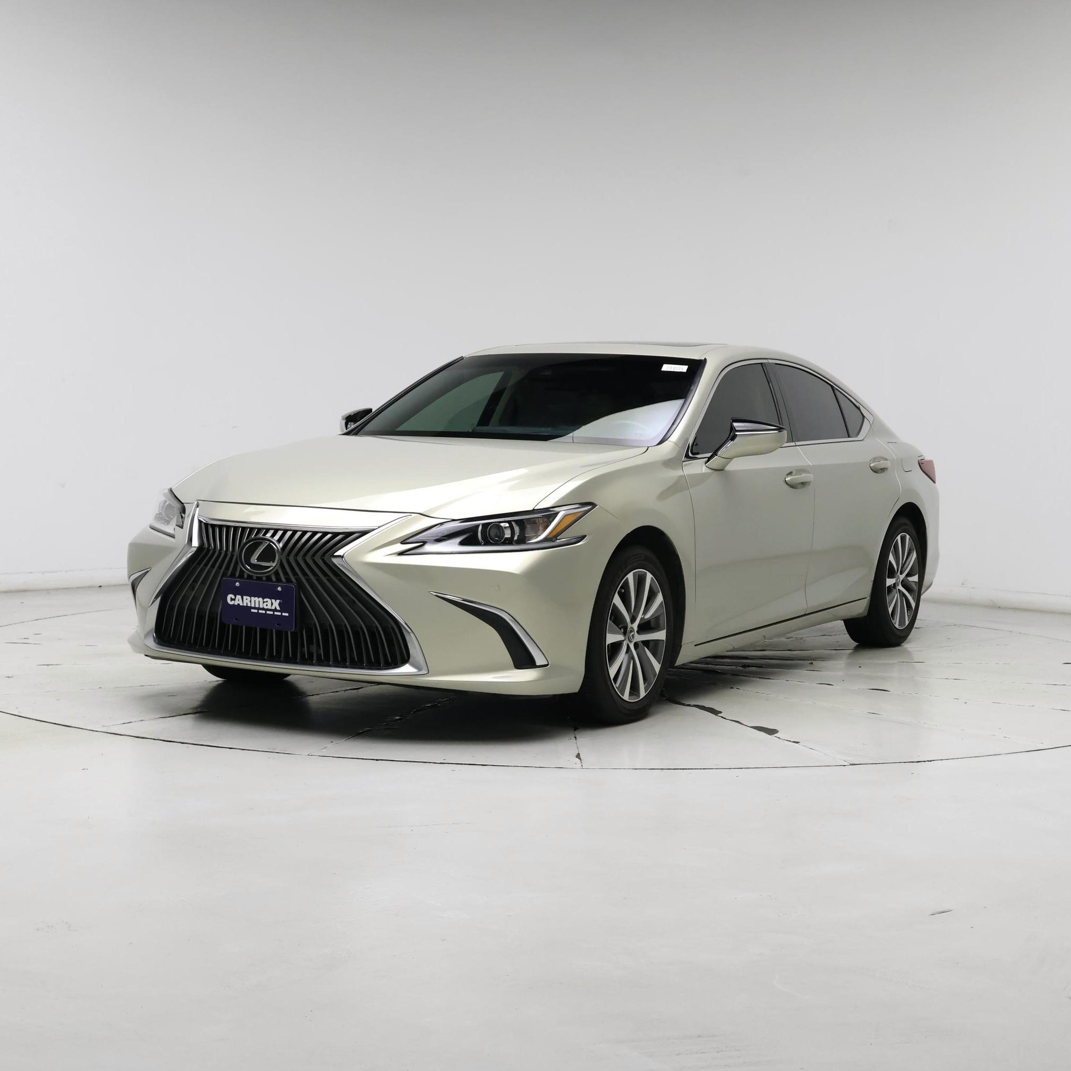 Thumbnail: 2020 Lexus ES - 4