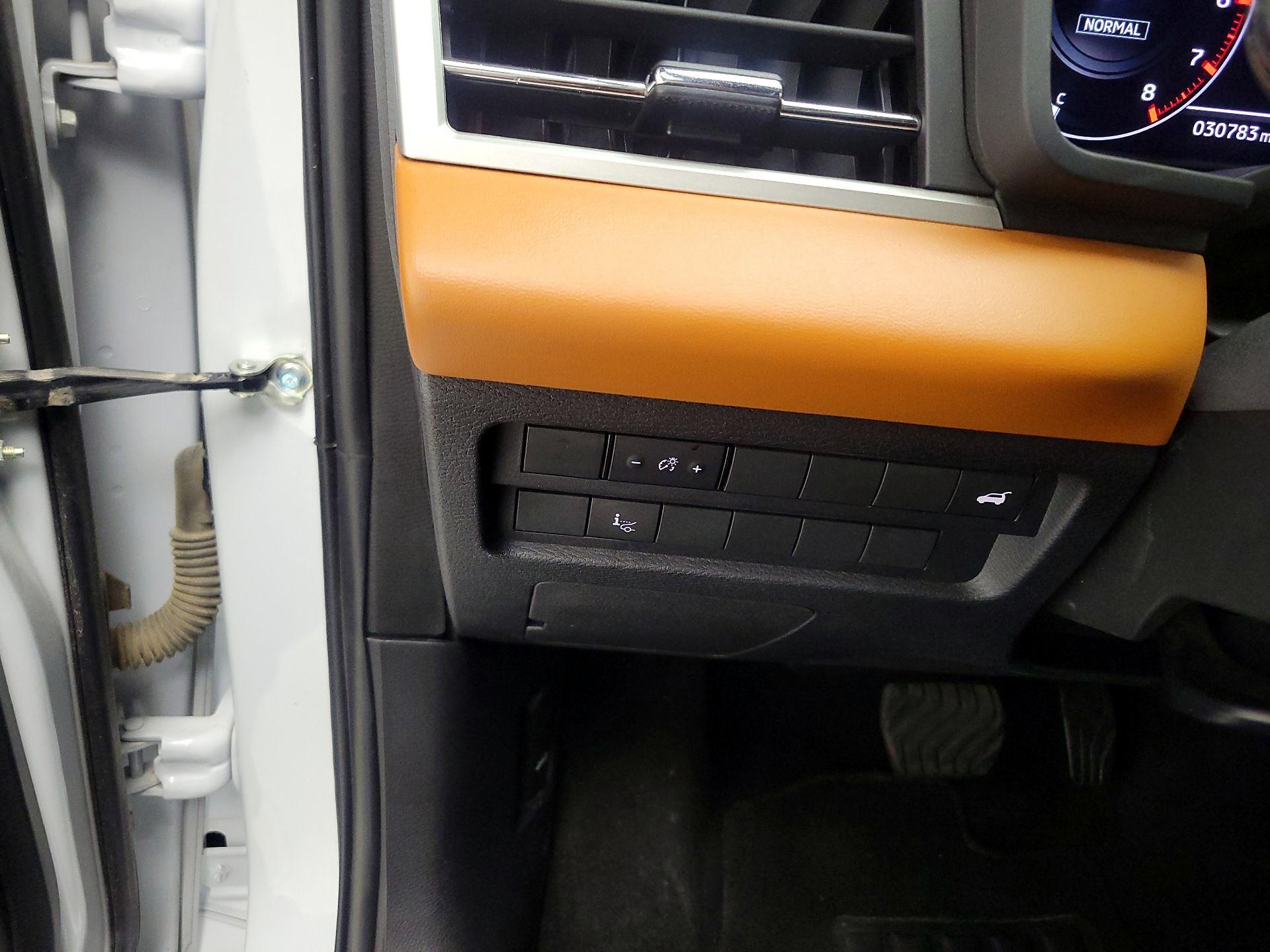 Thumbnail: 2022 Mitsubishi Outlander - 13