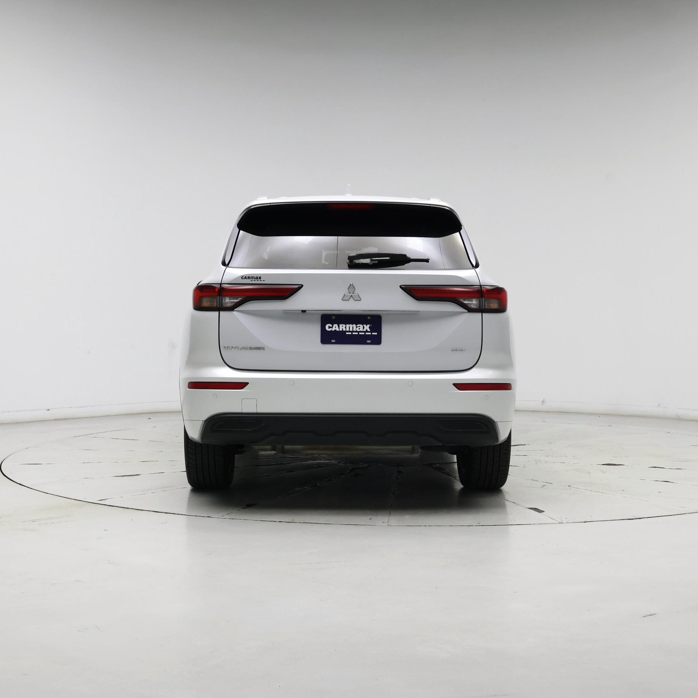 Thumbnail: 2022 Mitsubishi Outlander - 6