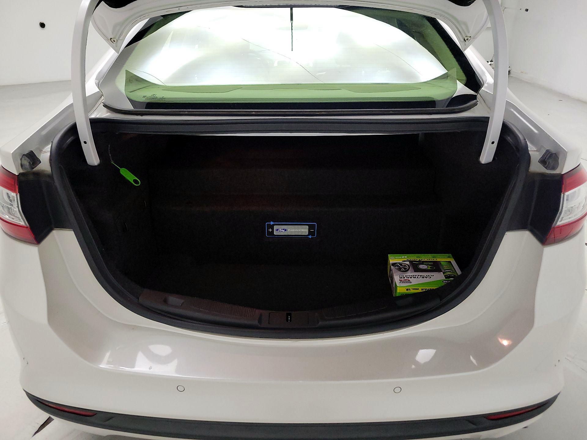 Thumbnail: 2016 Ford Fusion - 20