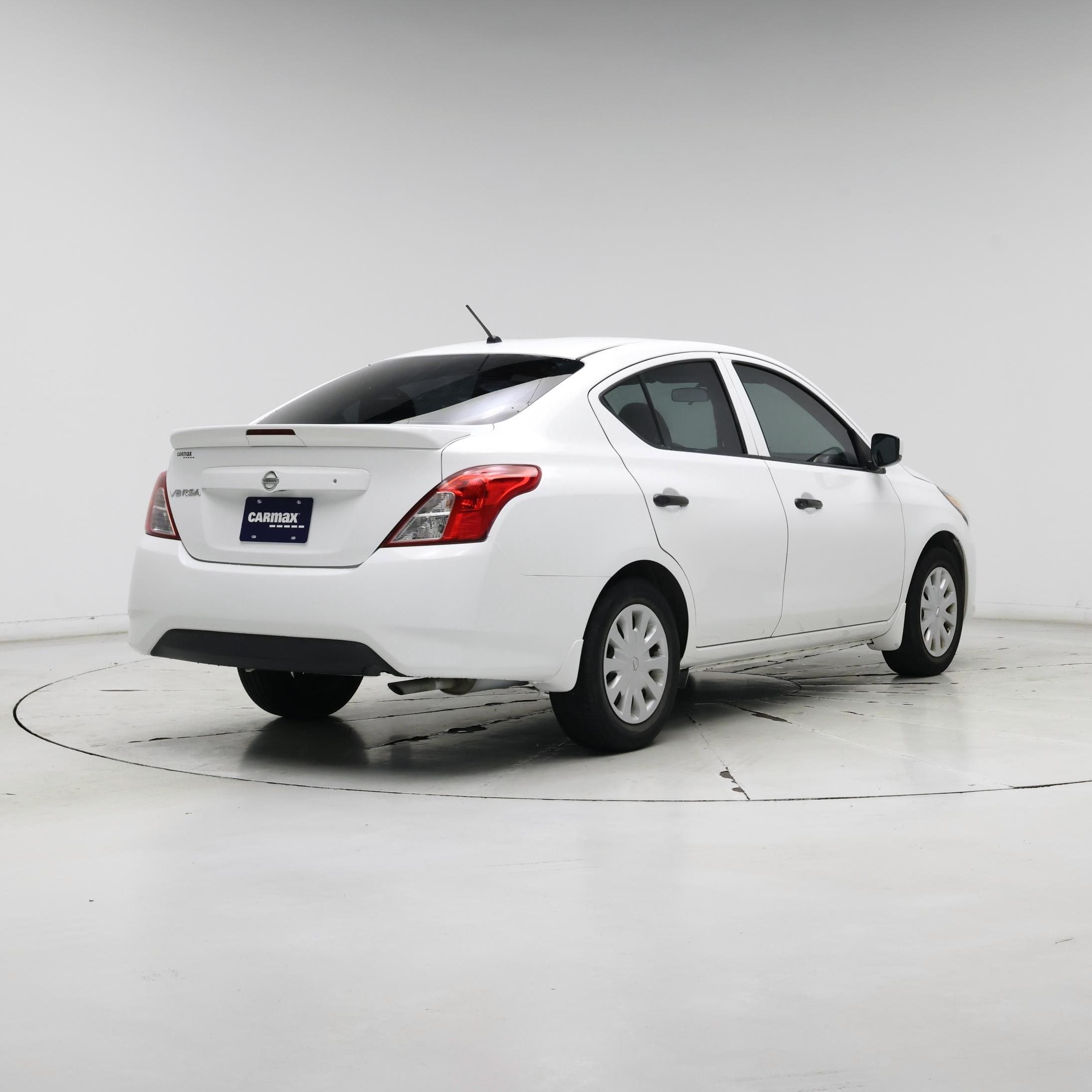 Thumbnail: 2018 Nissan Versa - 8