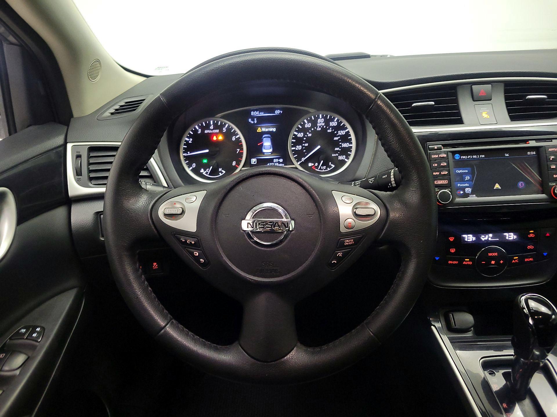 Thumbnail: 2018 Nissan Sentra - 10