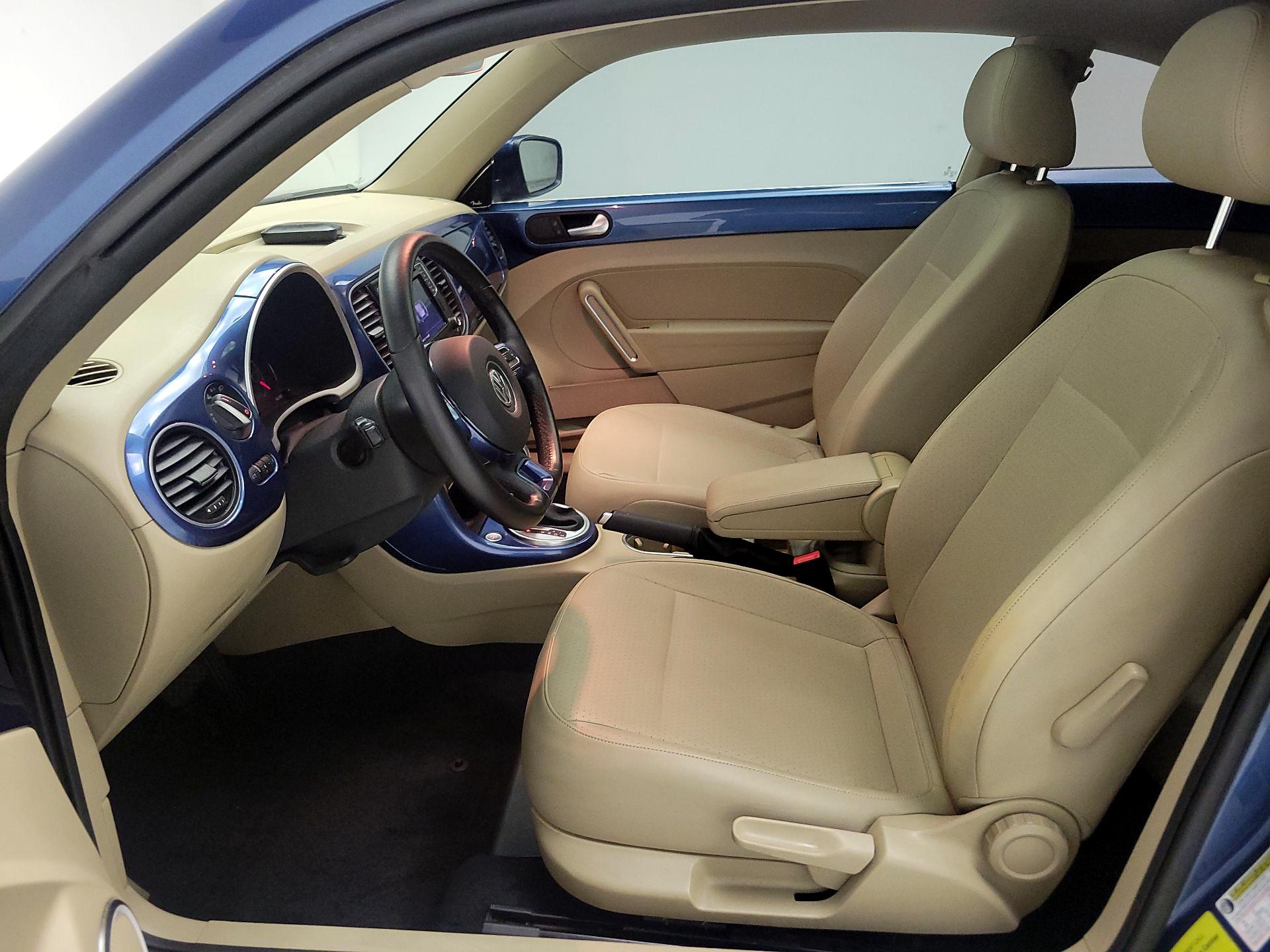 Thumbnail: 2019 Volkswagen Beetle - 11