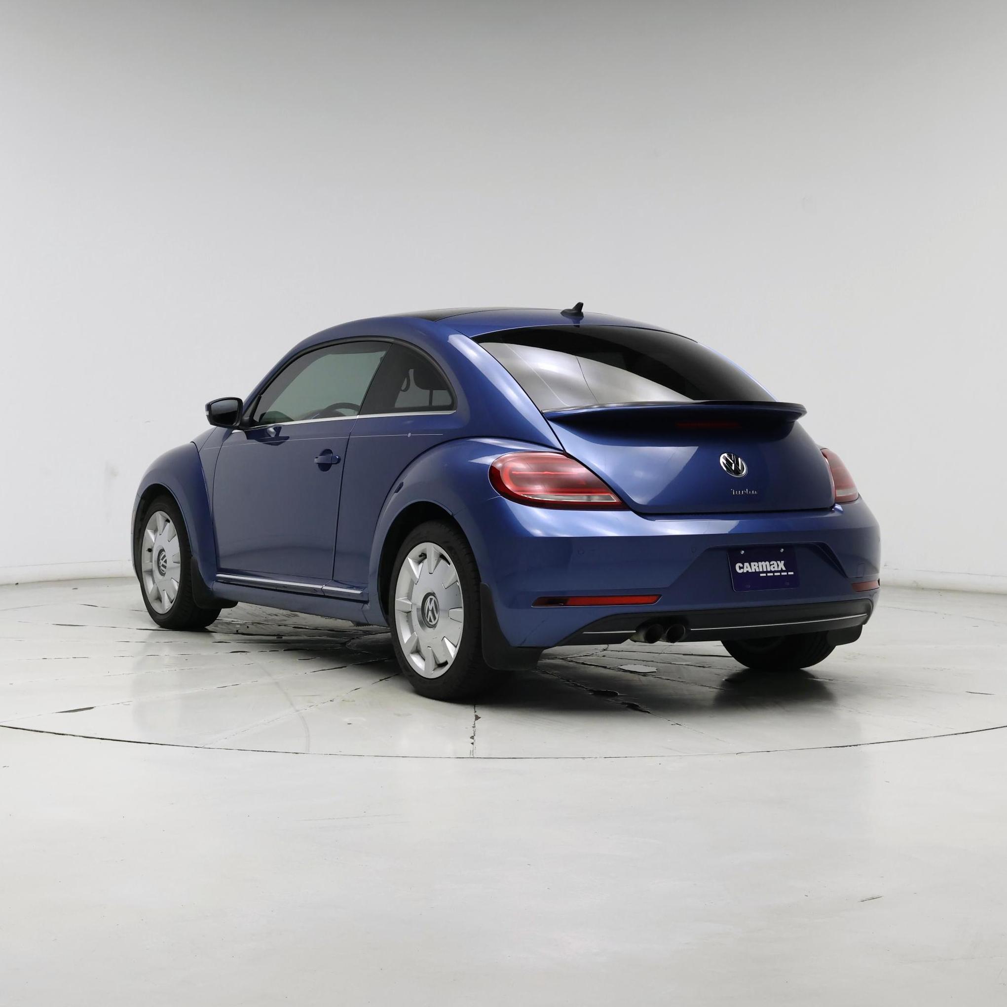 Thumbnail: 2019 Volkswagen Beetle - 2