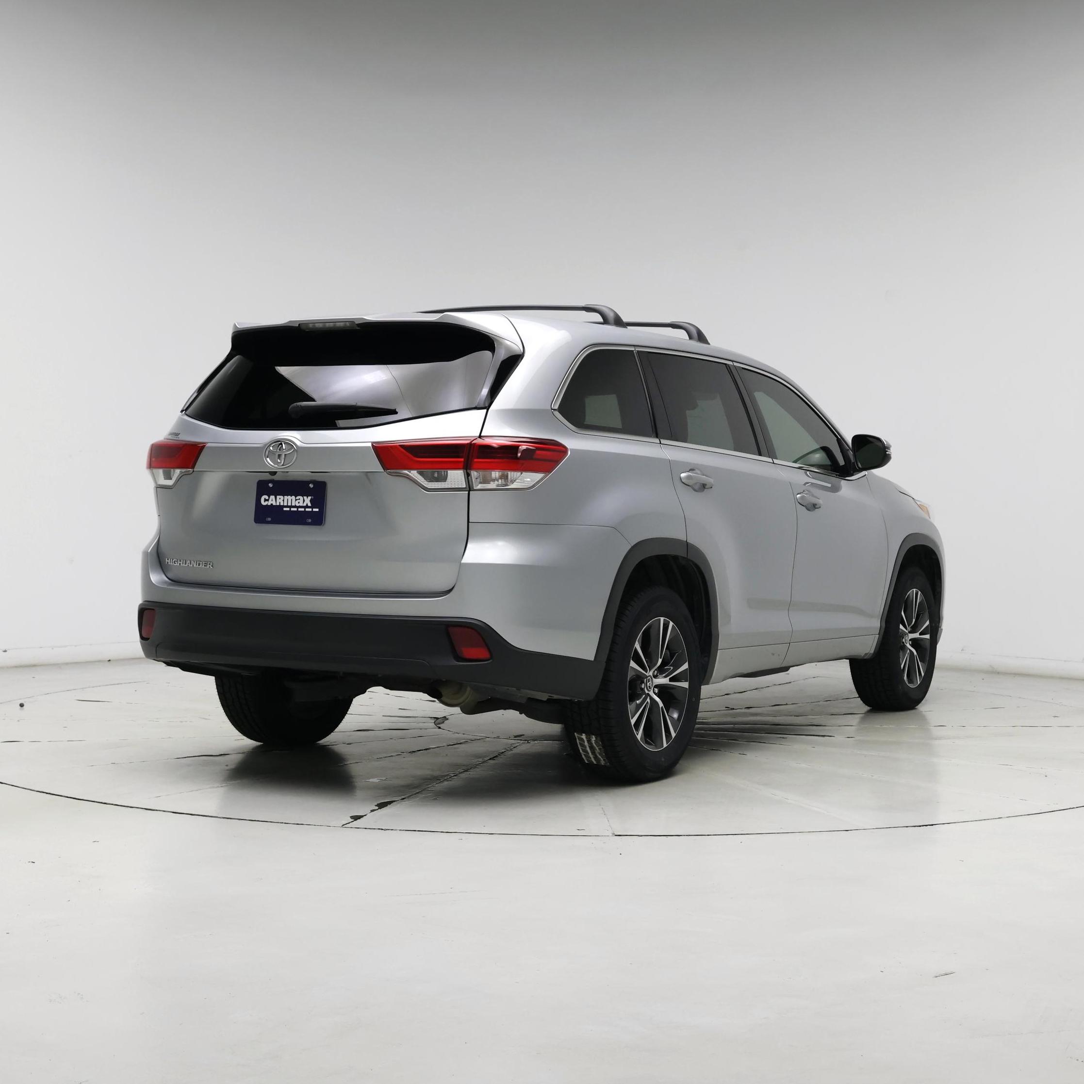 Thumbnail: 2018 Toyota Highlander - 8