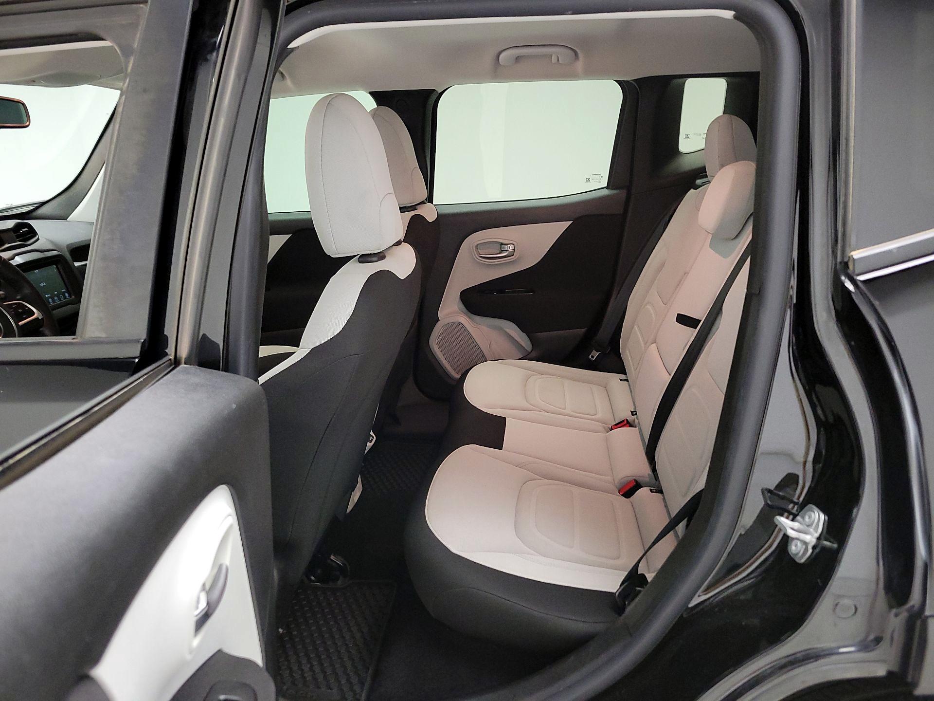 Thumbnail: 2021 Jeep Renegade - 19