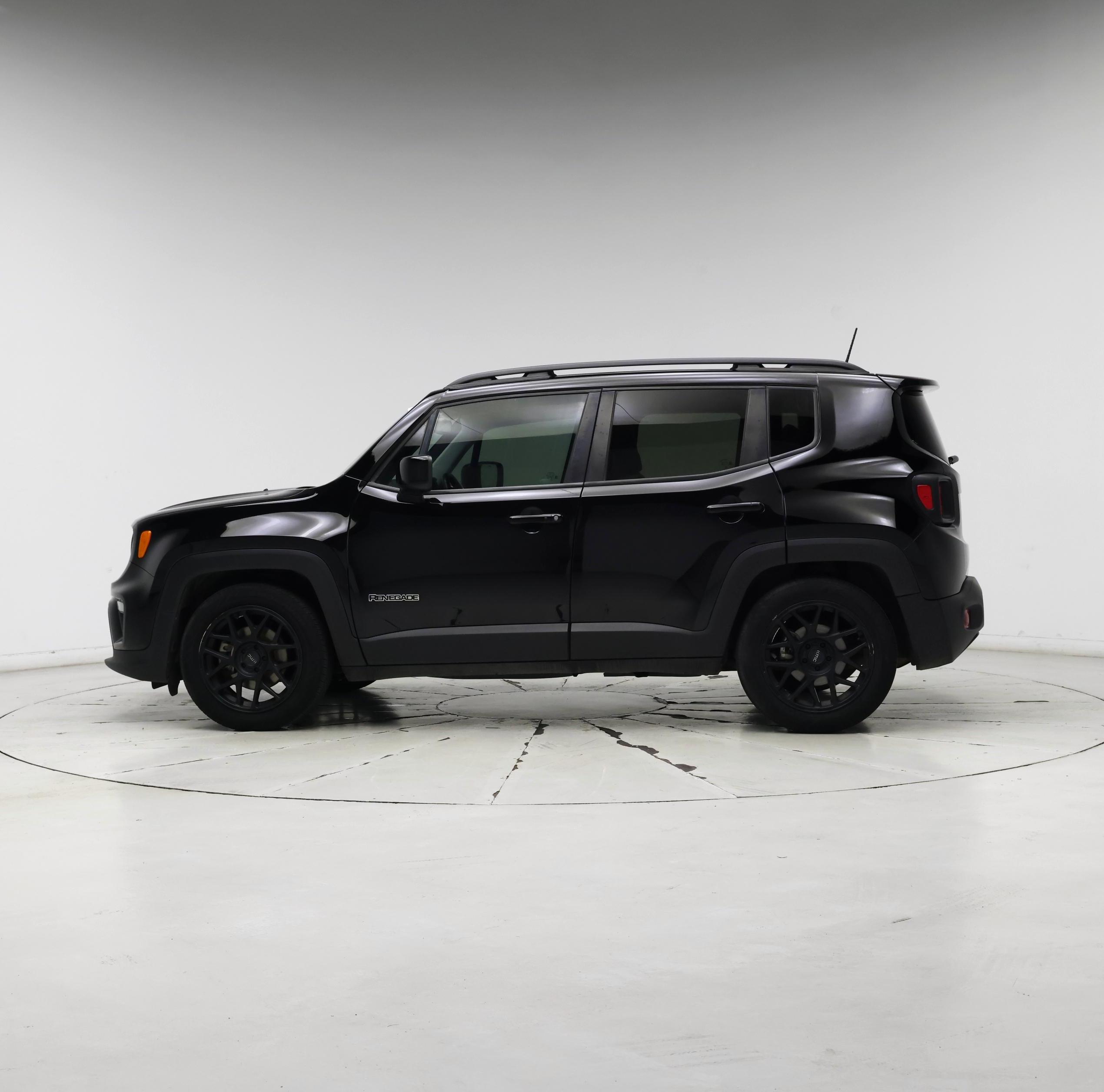 Thumbnail: 2021 Jeep Renegade - 3