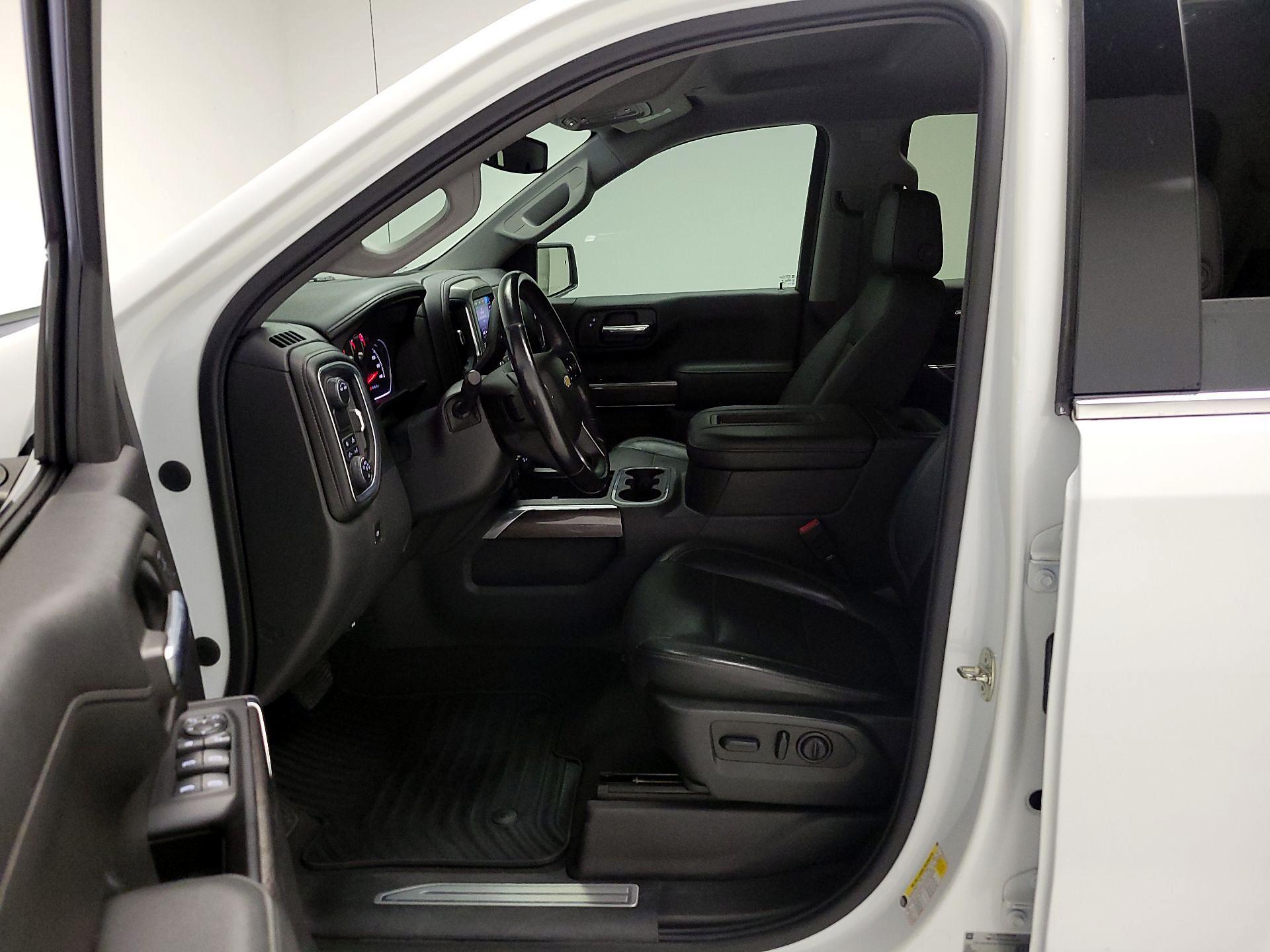 Thumbnail: 2020 Chevrolet Silverado 1500 - 11