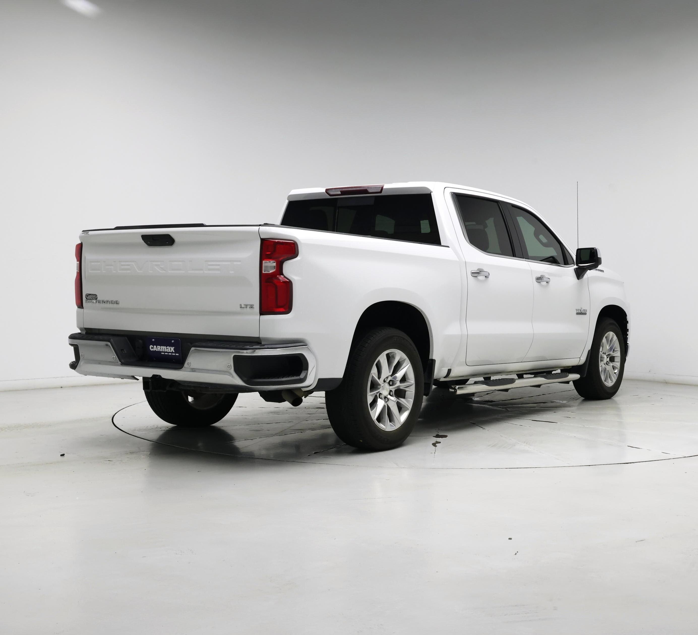 Thumbnail: 2020 Chevrolet Silverado 1500 - 8