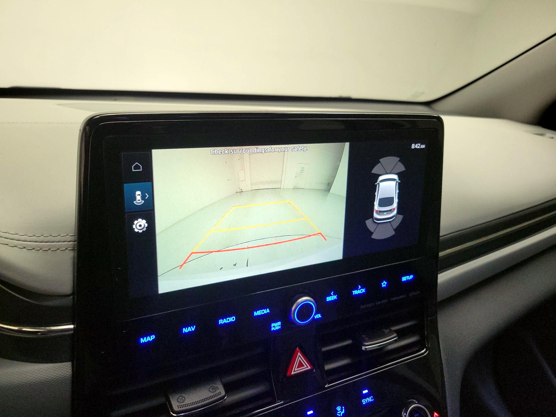Thumbnail: 2020 Hyundai Ioniq - 15